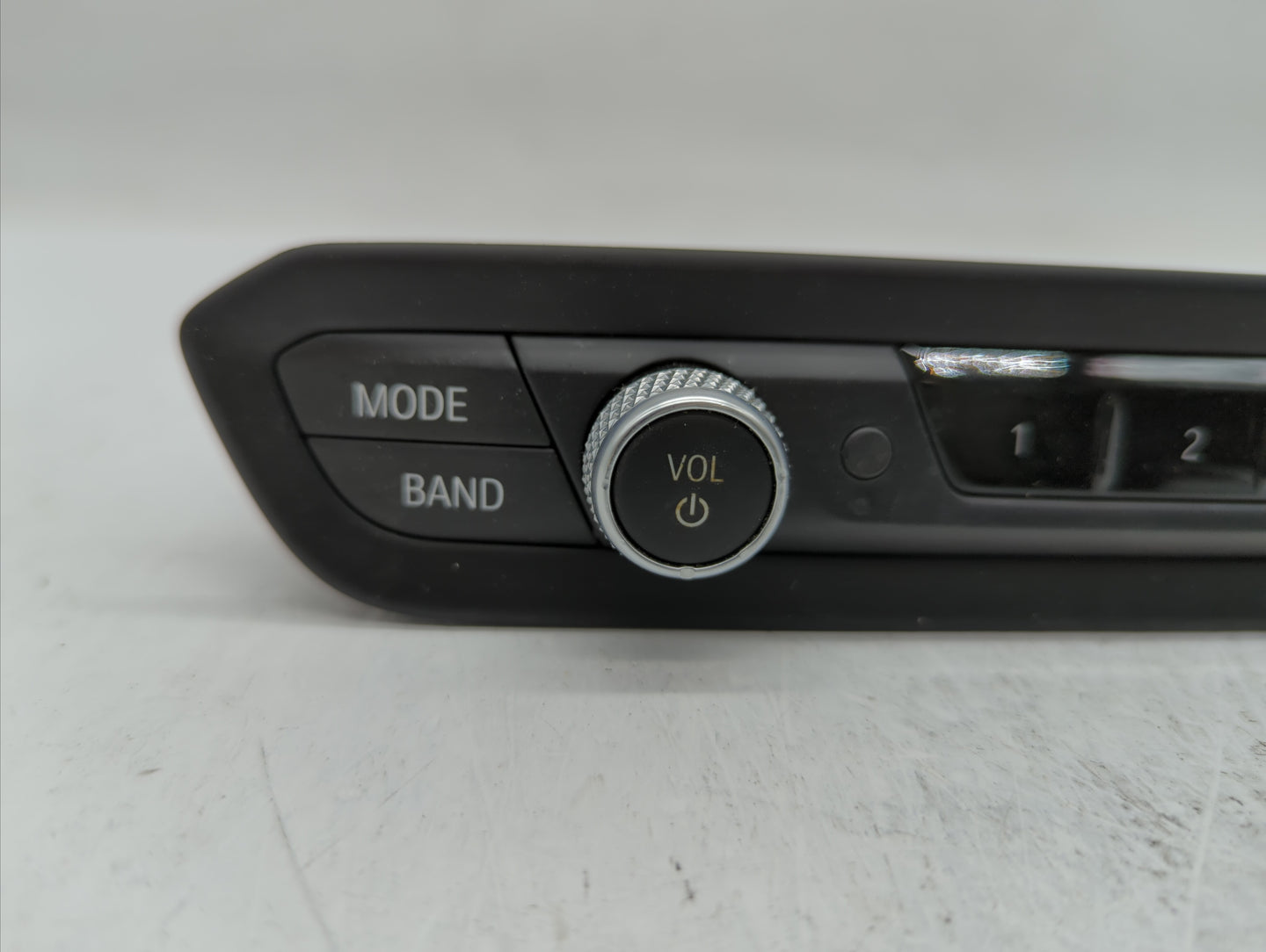 2017-2018 Bmw 320i Am Fm Cd Player Radio Receiver - Oemusedautoparts1.com