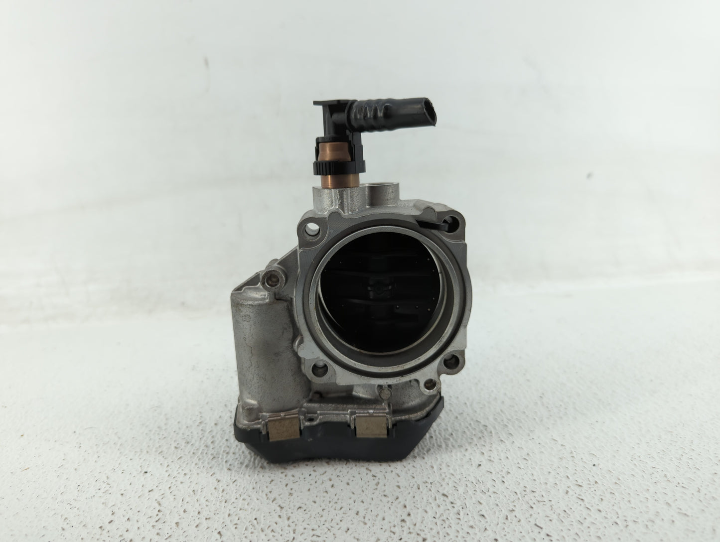 2012-2018 Bmw 320i Throttle Body P/N:1354 7588625-04 1354 7588625-03, 1354 7588625 Fits Fits 2012 2013 2014 2015 2016 2017 2