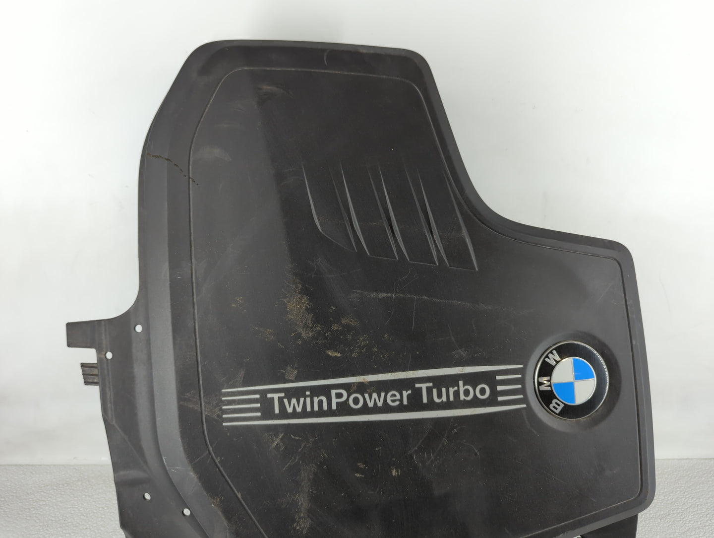 2017 Bmw 320i Engine Cover - Oemusedautoparts1.com