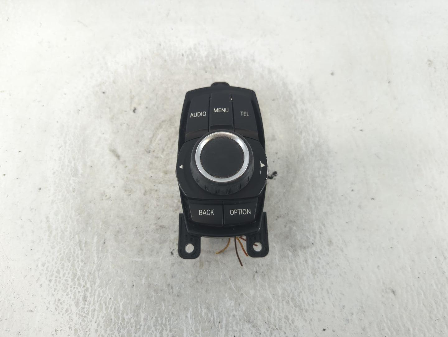 2017 Bmw 320i Am Fm Cd Player Radio Receiver - Oemusedautoparts1.com