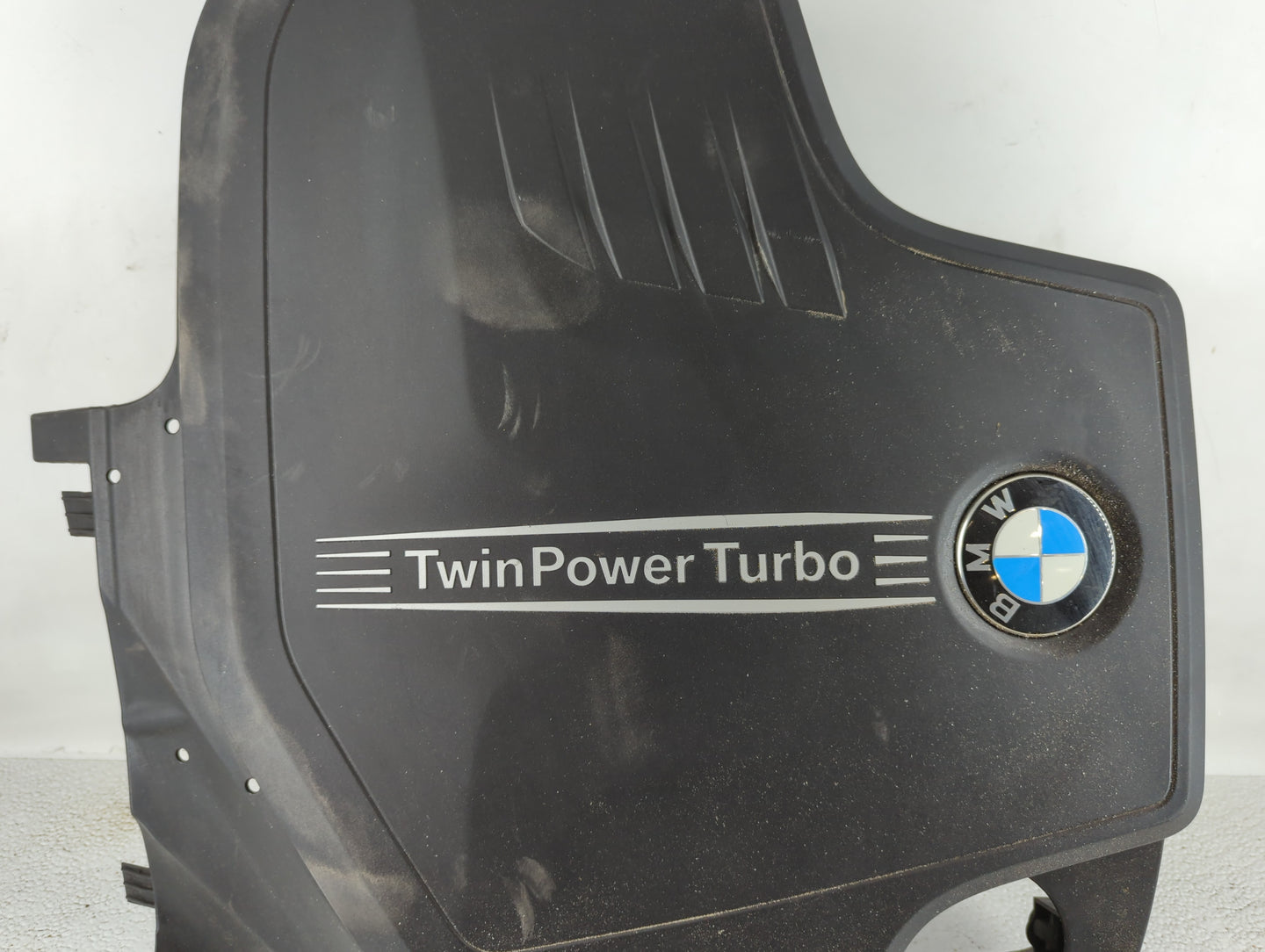 2017 Bmw 320i Engine Cover - Oemusedautoparts1.com
