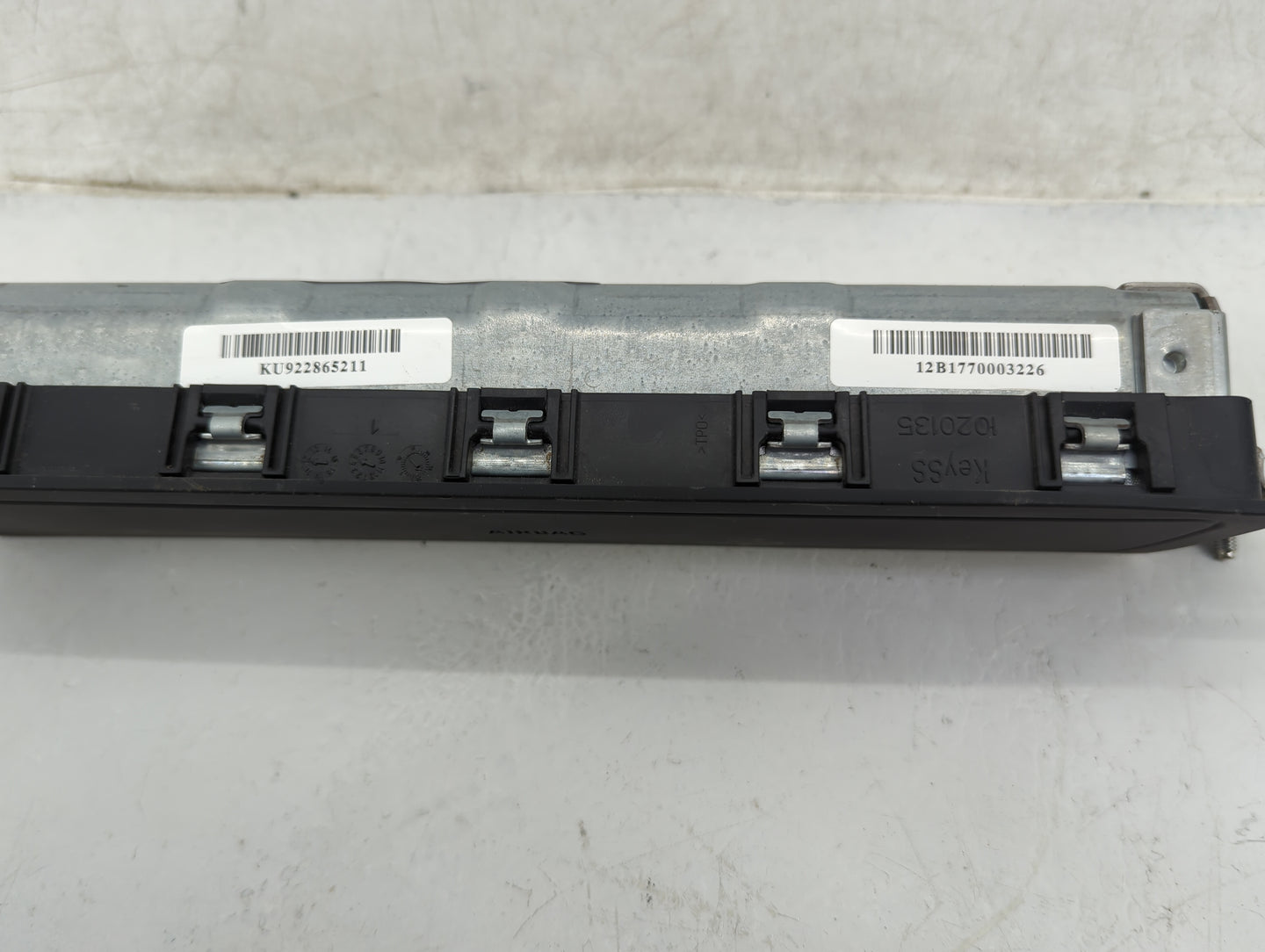2012-2016 Bmw 328i Air Bag Passenger Right Knee OEM P/N:KU922865211 Fits Fits 2012 2013 2014 2015 2016 2017 2018 2019 2020 O
