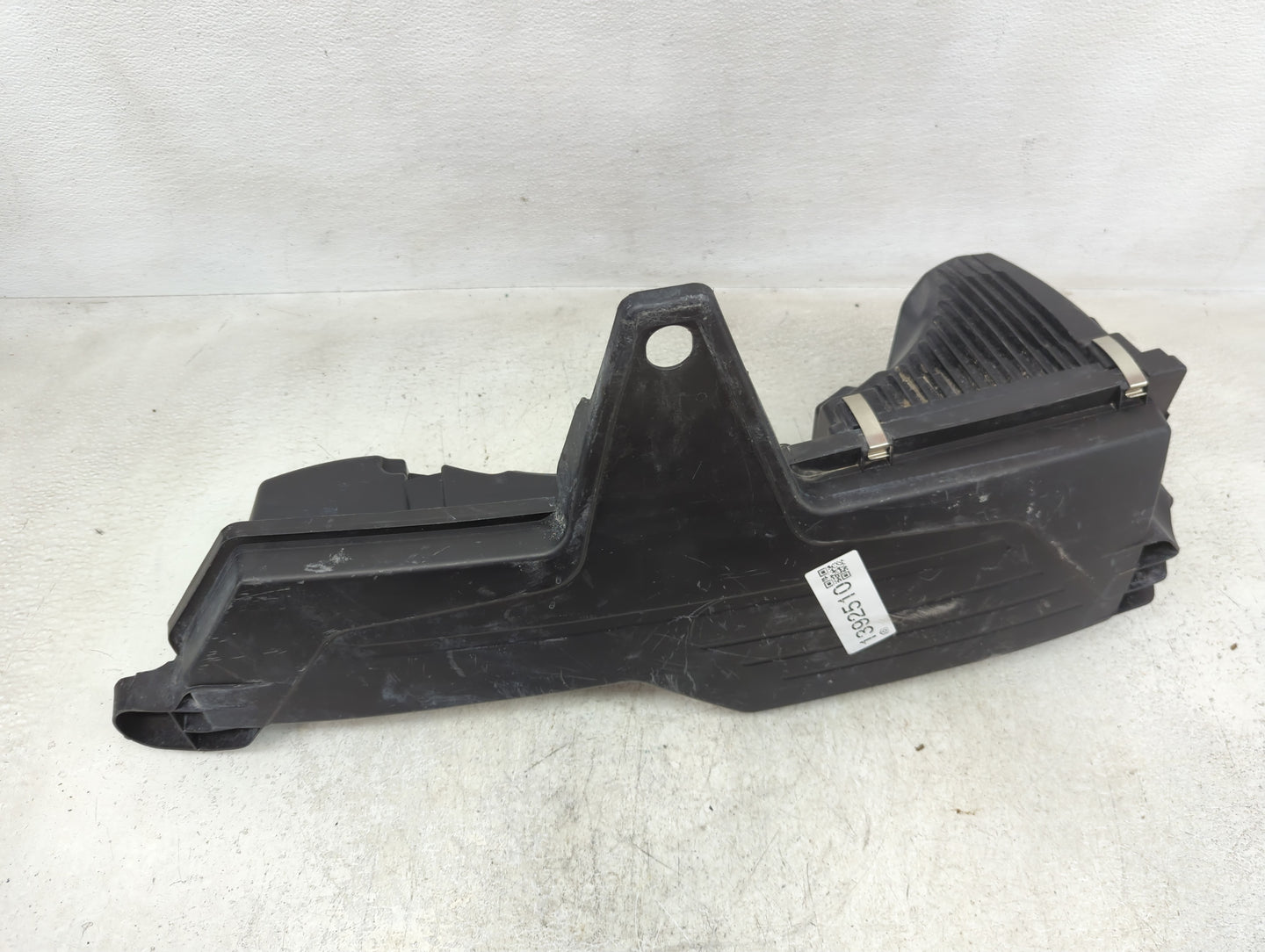 2017 Bmw 328i Air Cleaner Intake-duct Hose Tube - Oemusedautoparts1.com