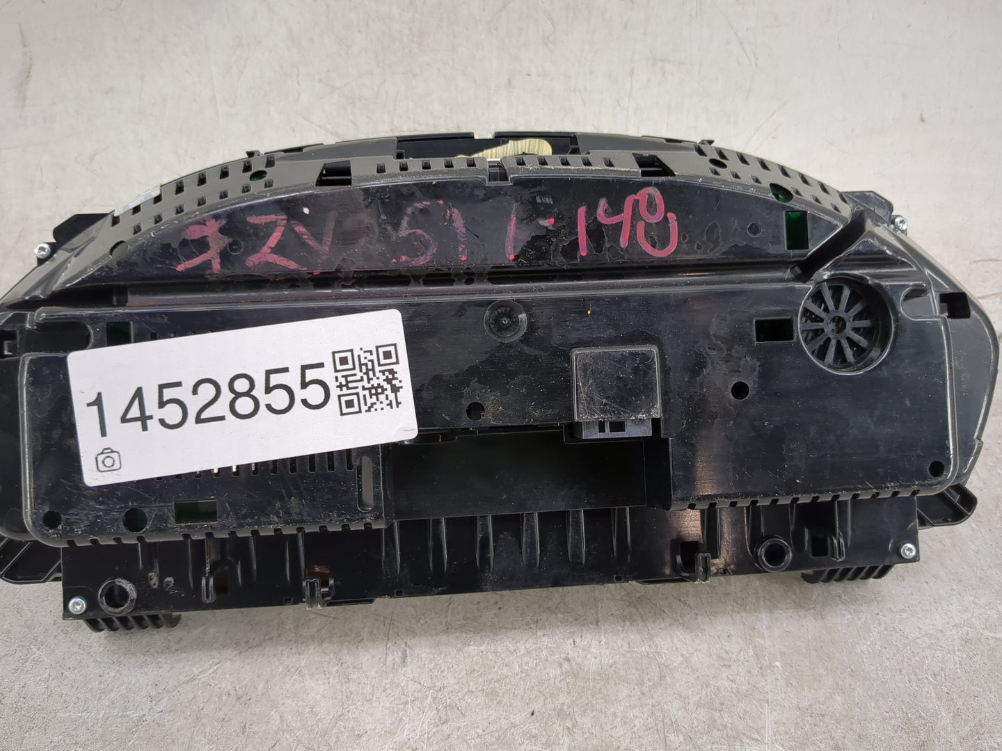 2016-2018 Bmw 330e Instrument Cluster Speedometer Gauges P/N:9232895 6834506-01 Miles:1K Fits OEM Used Auto Parts - Oemuseda