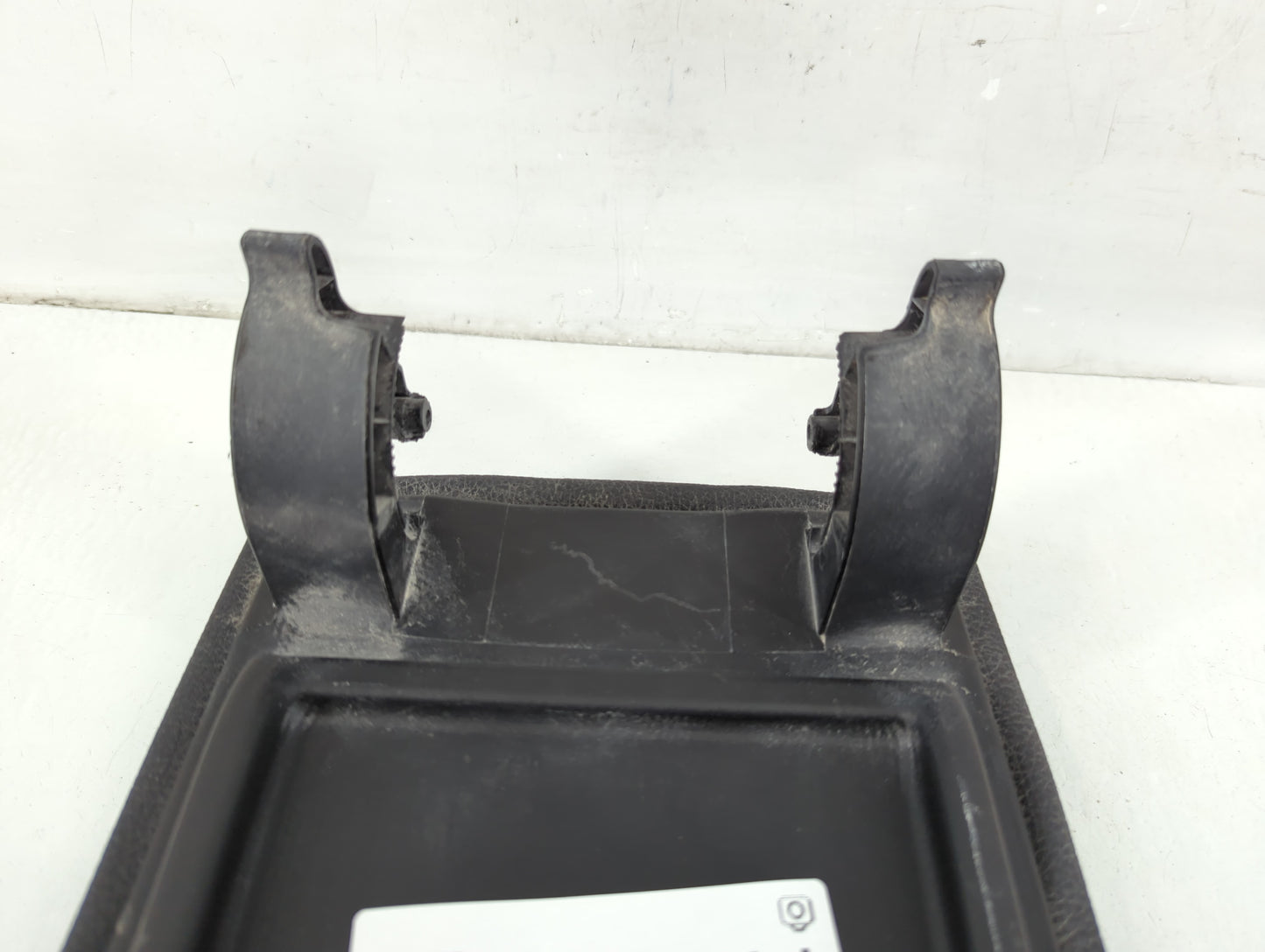 2017-2019 Bmw 330i Center Console Armrest Cover Lid Fits Fits 2012 2013 2014 2015 2016 2017 2018 2019 OEM Used Auto Parts - 