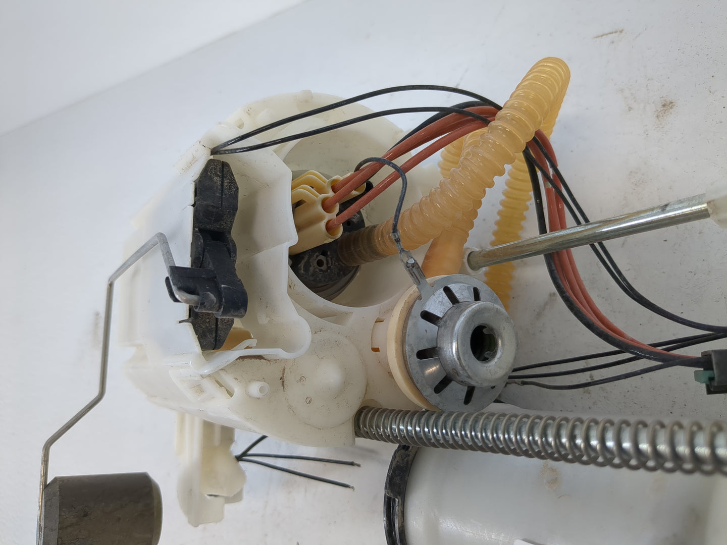 2017-2019 Bmw 330i Electrical Gas Fuel Pump Assembly - Oemusedautoparts1.com