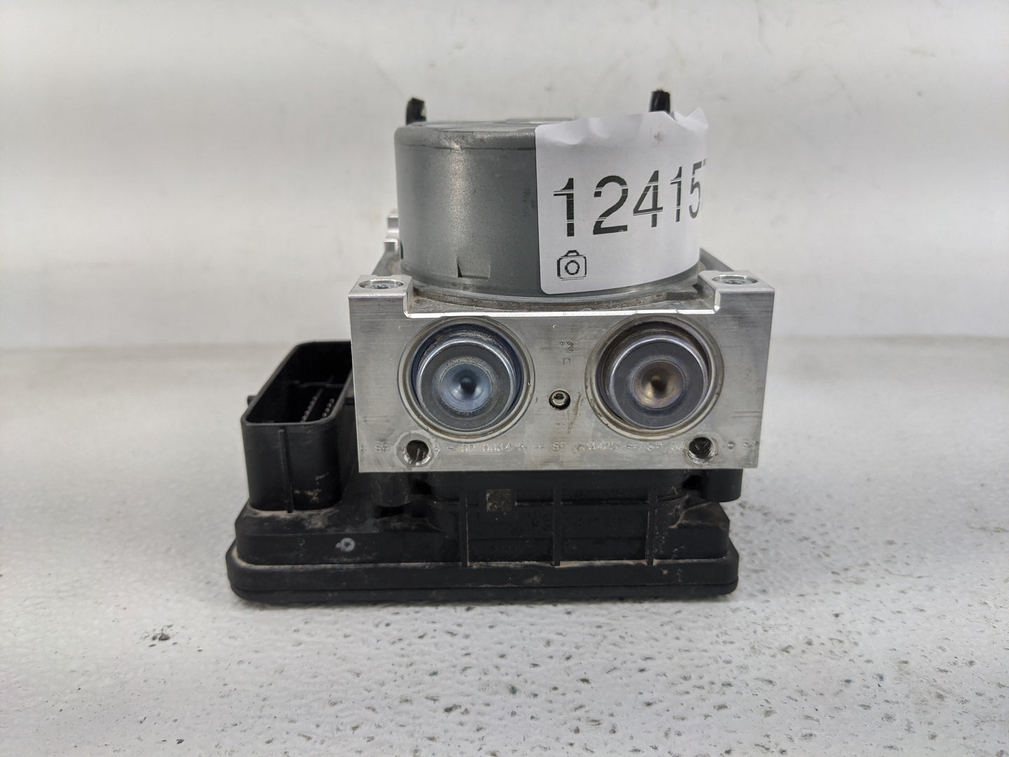 2017 Bmw 330i ABS Pump Control Module Replacement P/N:3451-6875558-01 Fits OEM Used Auto Parts - Oemusedautoparts1.com