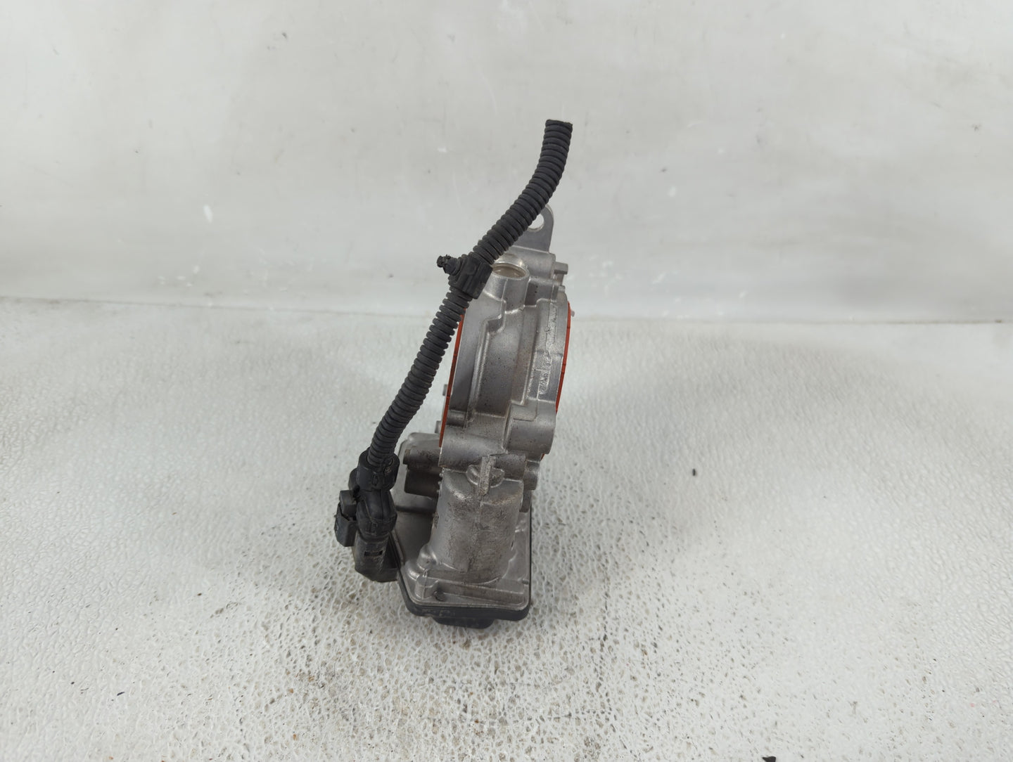 2017-2021 Bmw 330i Throttle Body P/N:A2C86776500 8 601 651 Fits Fits 2016 2017 2018 2019 2020 2021 2022 OEM Used Auto Parts 