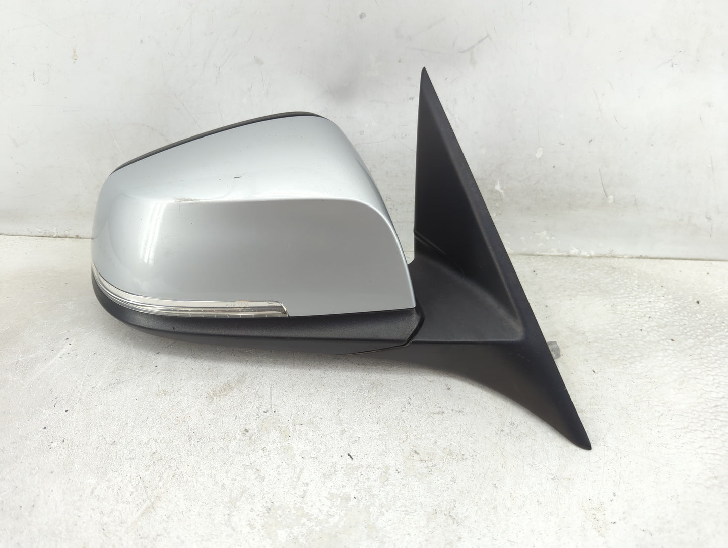 2017-2018 Bmw 330i Passenger Right Side View Manual Door Mirror Silver - Oemusedautoparts1.com