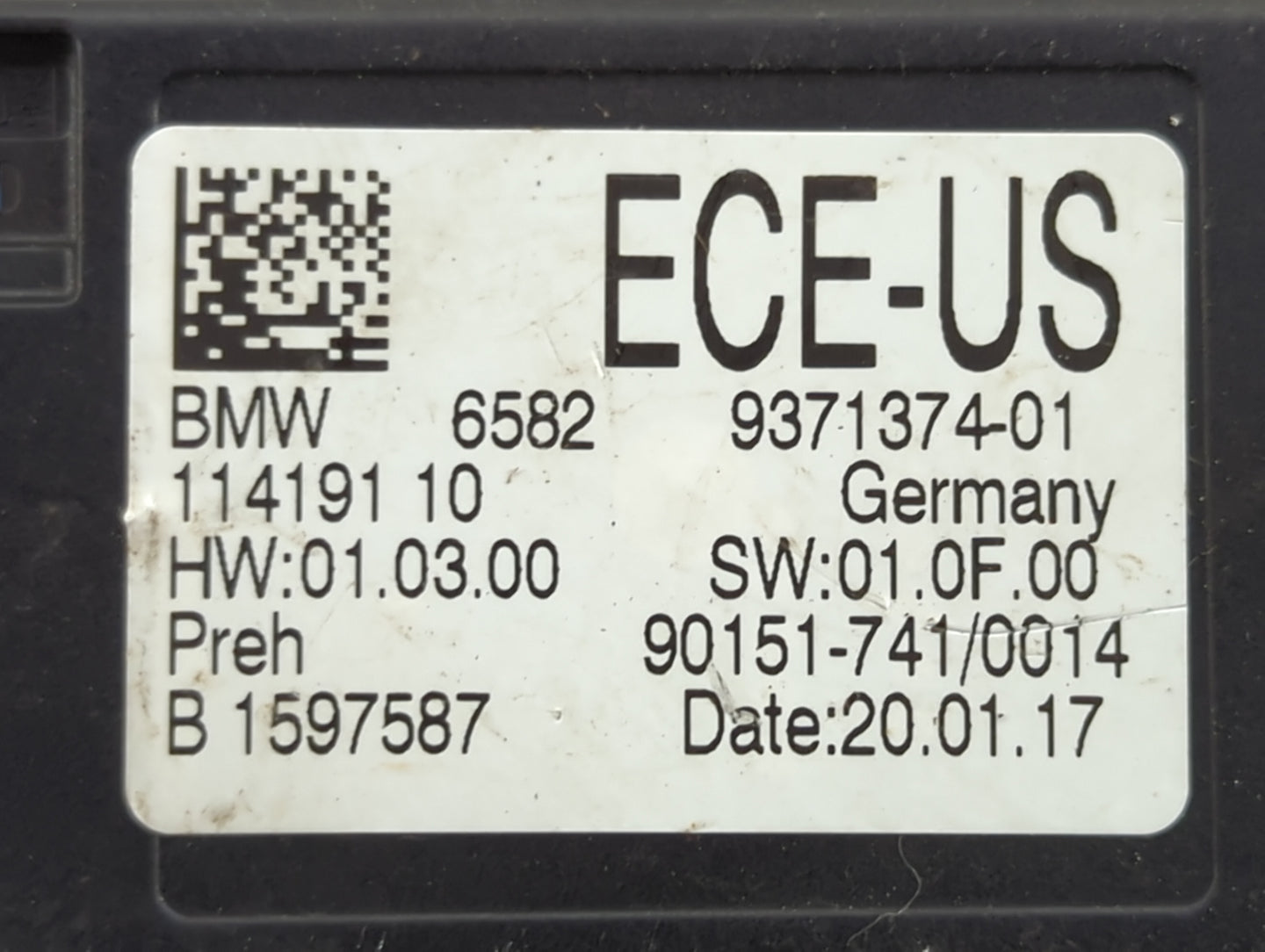 2017-2019 Bmw 330i Body Control Module Bcm Inner Cabin Fuse Box - Oemusedautoparts1.com