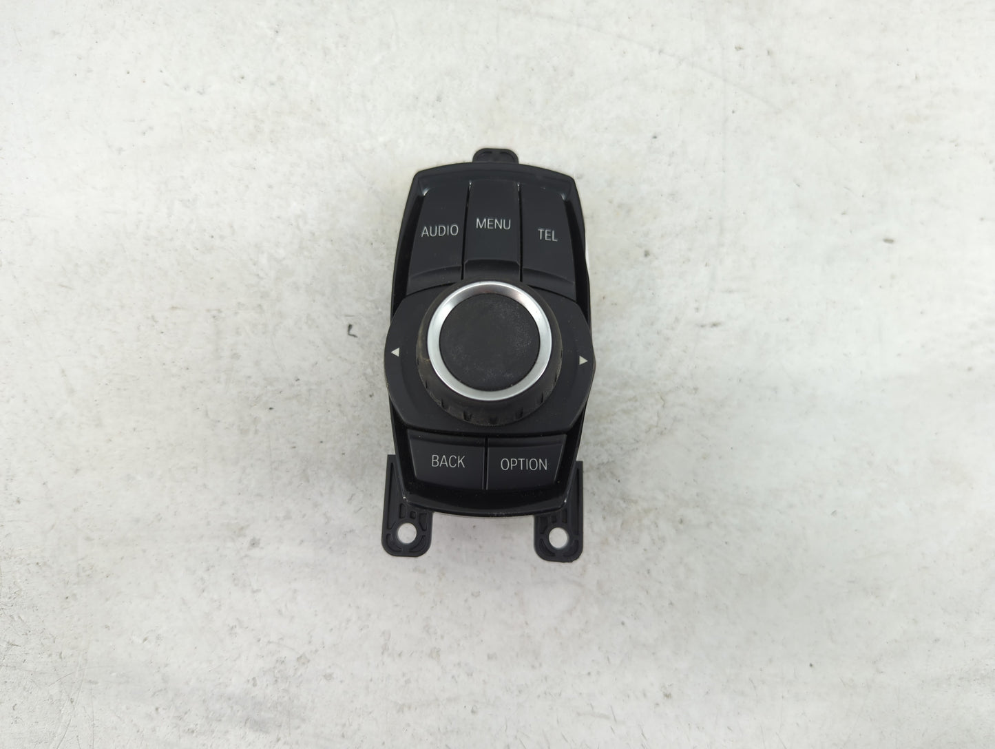 2017-2019 Bmw 330i Radio AM FM Cd Player Receiver Replacement P/N:ZE938167801 033623202 Fits OEM Used Auto Parts - Oemusedau