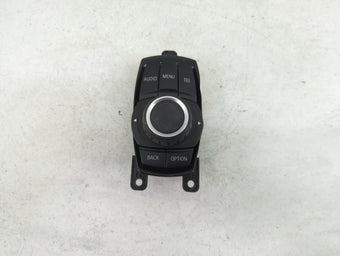 compare product 2017-2019 Bmw 330i Radio AM FM Cd Player Receiver Replacement P/N:ZE938167801 033623202 Fits OEM Used Auto Parts