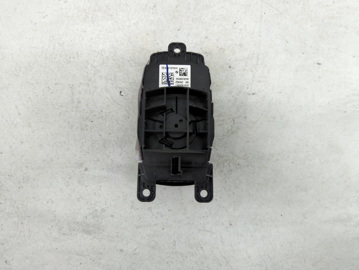 2017-2019 Bmw 330i Radio AM FM Cd Player Receiver Replacement P/N:ZE938167801 033623202 Fits OEM Used Auto Parts - Oemusedau