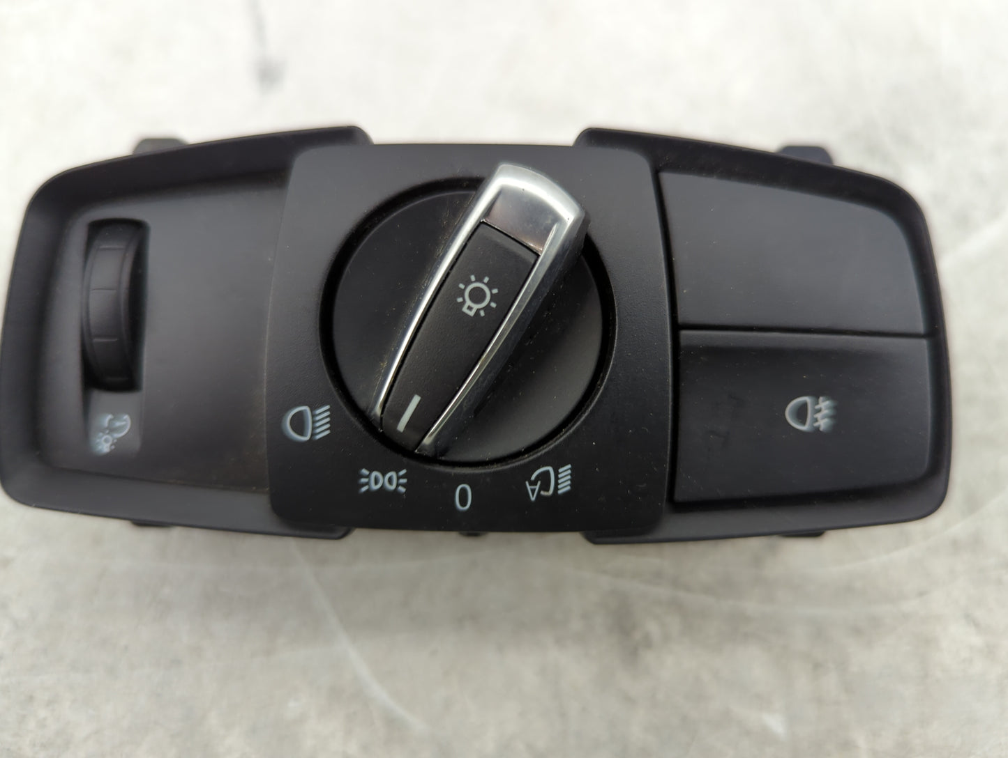 2017 Bmw 330i Headlight Lamp Control Switch - Oemusedautoparts1.com
