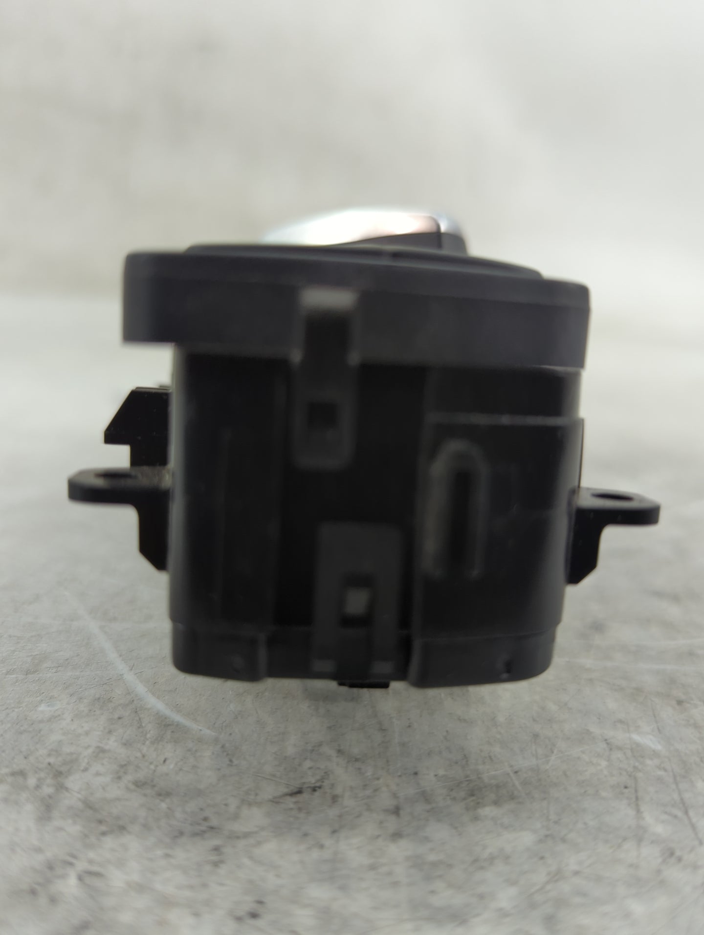 2017 Bmw 330i Headlight Lamp Control Switch - Oemusedautoparts1.com