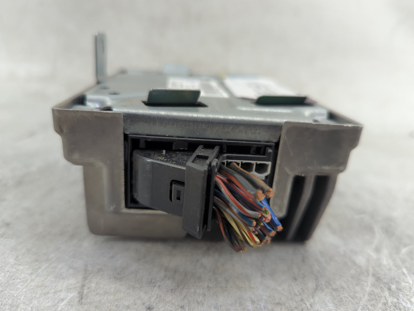 2017-2019 Bmw 330i Radio Speaker Amplifier 1456136 - Oemusedautoparts1.com