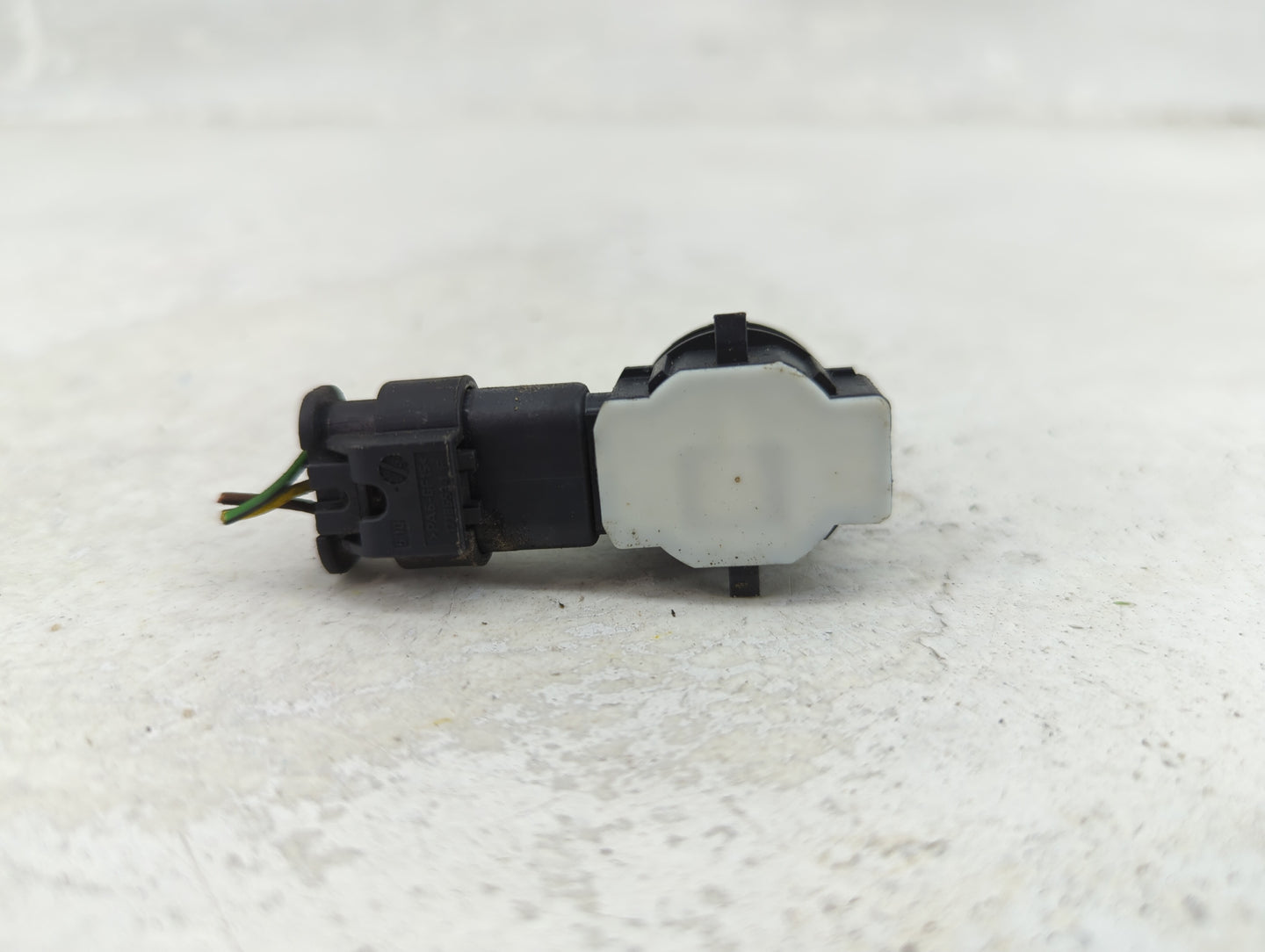 Park Assist Sensor - Oemusedautoparts1.com