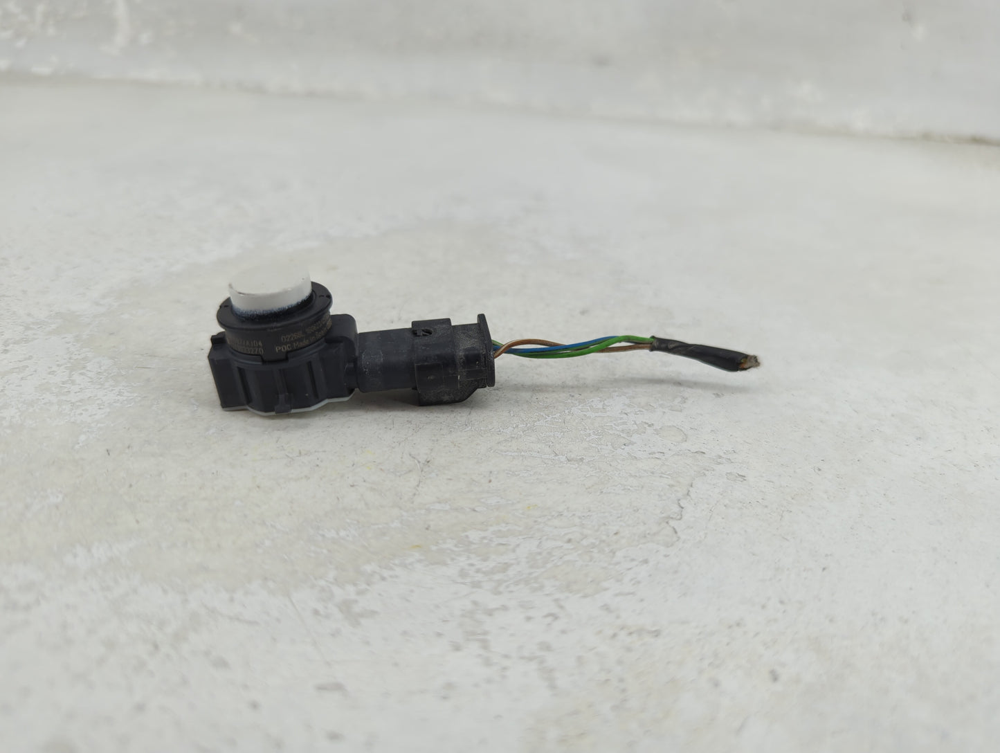 2017 Bmw 330i Front Park Assist Sensor White - Oemusedautoparts1.com