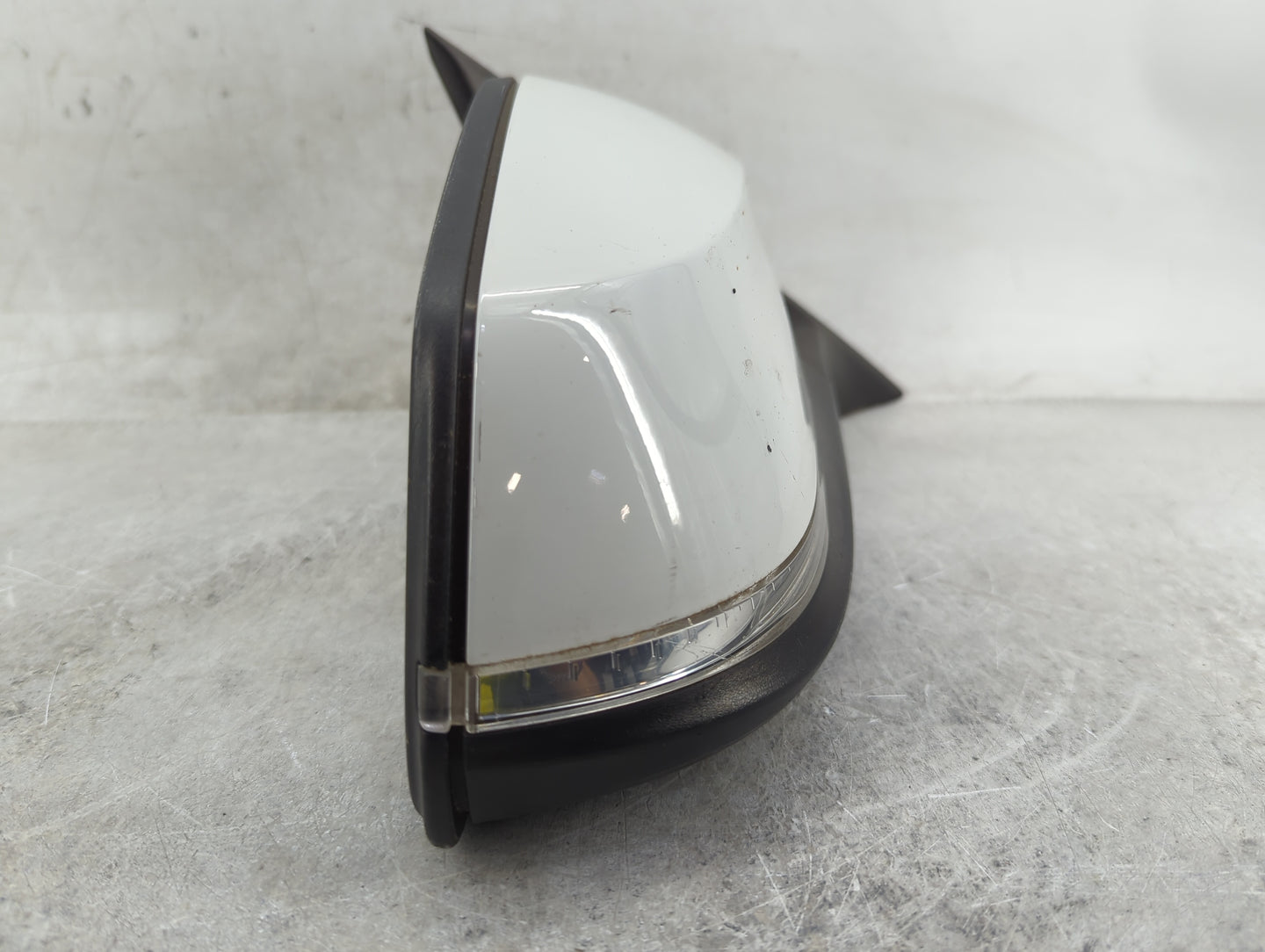 2017-2018 Bmw 330i Passenger Side View Mirror - Right Door Mirror OEM Used - Oemusedautoparts1.com