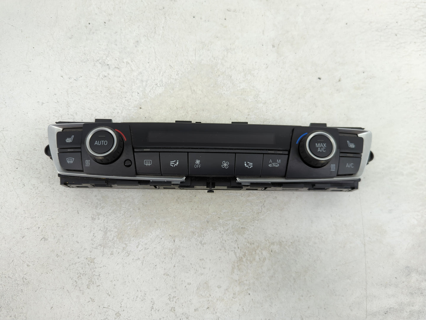 2017-2019 Bmw 330i Climate Control Module Temperature AC/Heater Replacement P/N:9363546-02 Fits OEM Used Auto Parts - Oemuse