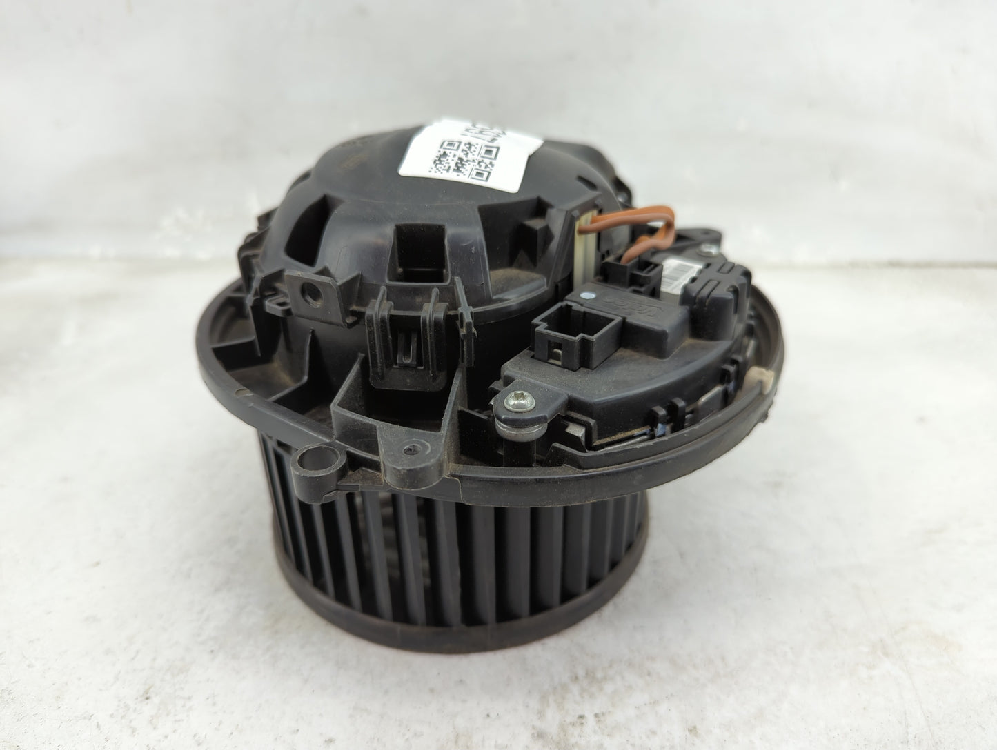 2017-2019 Bmw 330i Heater AC Blower Motor P/N:9319919-01 T954493-A Fits Fits 2012 2013 2014 2015 2016 2017 2018 2019 2020 20