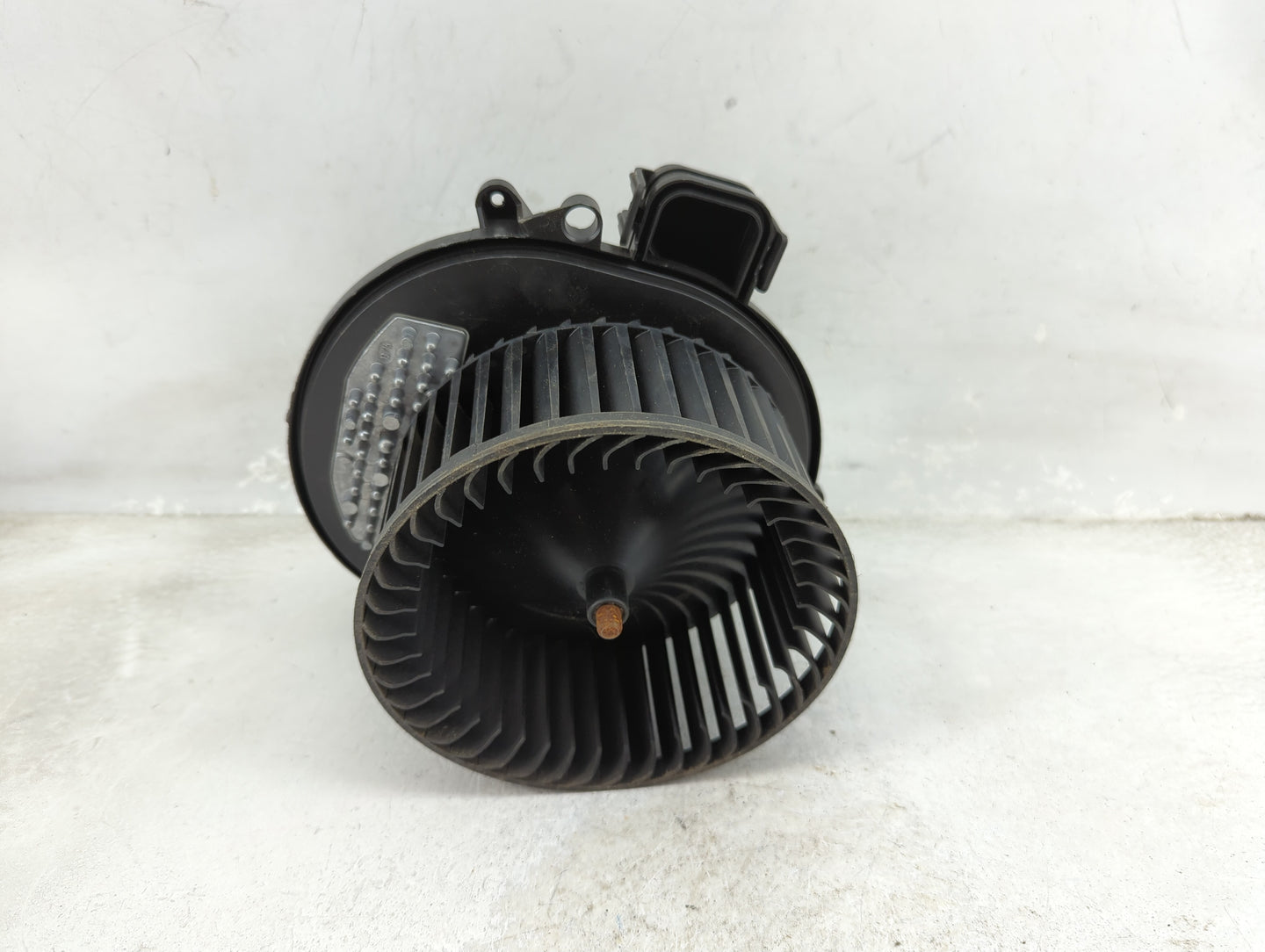 2017-2019 Bmw 330i Heater AC Blower Motor P/N:9319919-01 T954493-A Fits Fits 2012 2013 2014 2015 2016 2017 2018 2019 2020 20