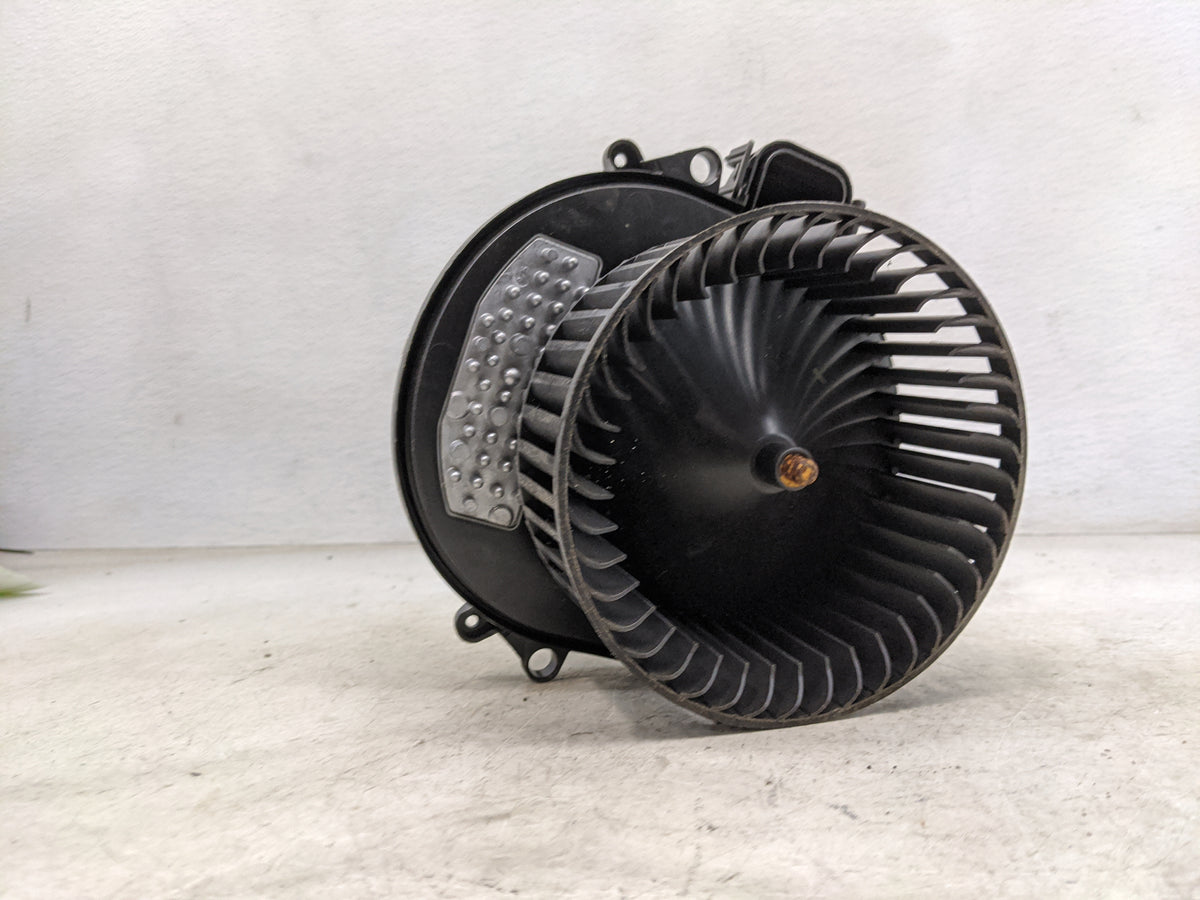 2017-2019 Bmw 330i Heater AC Blower Motor Fits Fits 2012 2013 2014 2015 2016 2017 2018 2019 2020 2021 OEM Used Auto Parts - 