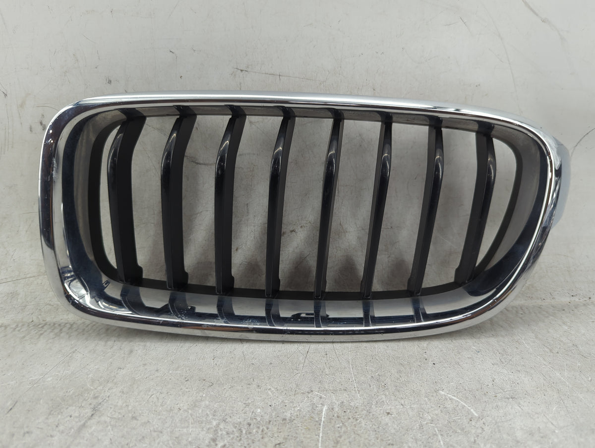 2017-2019 Bmw 330i Front Grille Bumper Not Included 1459864 - Oemusedautoparts1.com