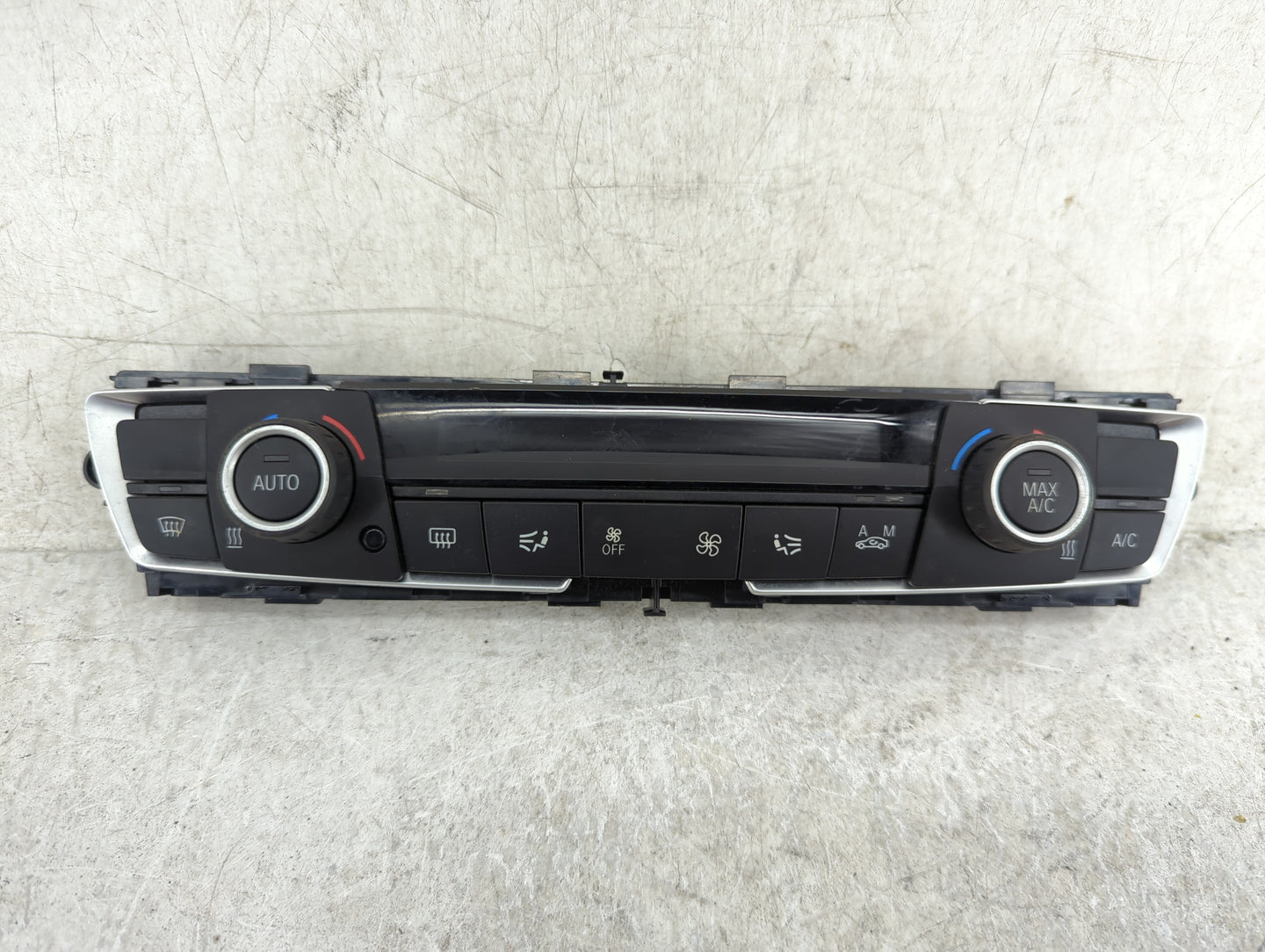 2017-2019 Bmw 330i Climate Control Module Temperature AC/Heater Replacement P/N:9363545-02 Fits OEM Used Auto Parts - Oemuse