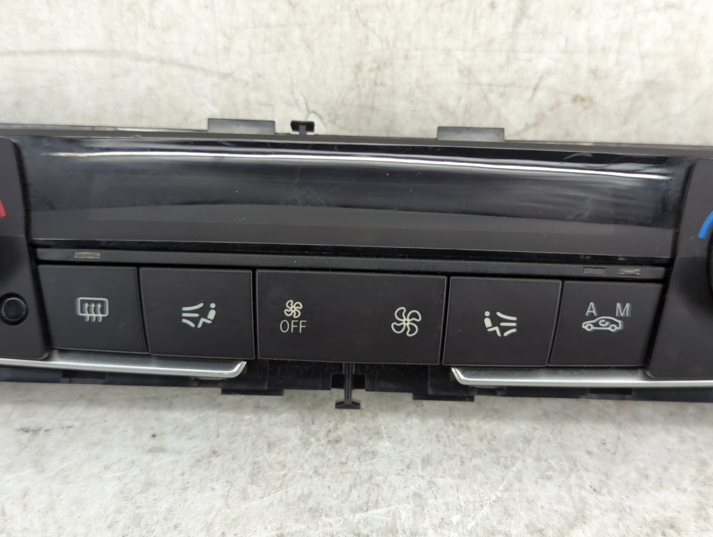 2017-2019 Bmw 330i Climate Control Module Temperature AC/Heater Replacement P/N:9363545-02 Fits OEM Used Auto Parts - Oemuse