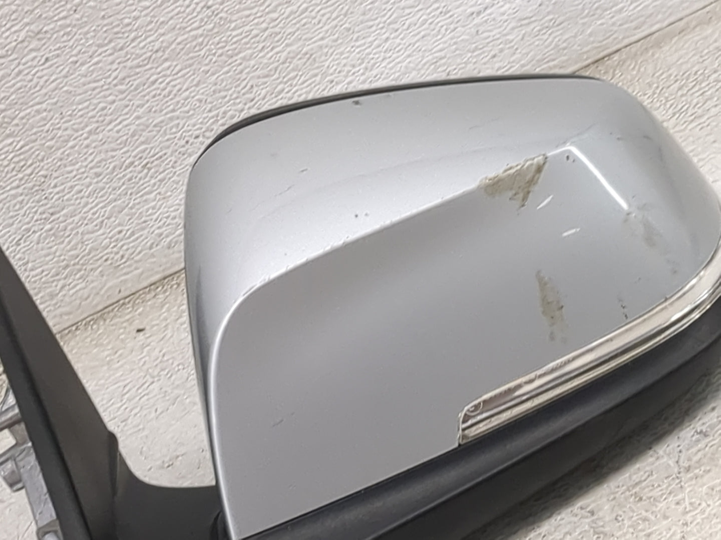 2017-2018 Bmw 330i Driver Side View Mirror - Left Door Mirror OEM Used - Oemusedautoparts1.com