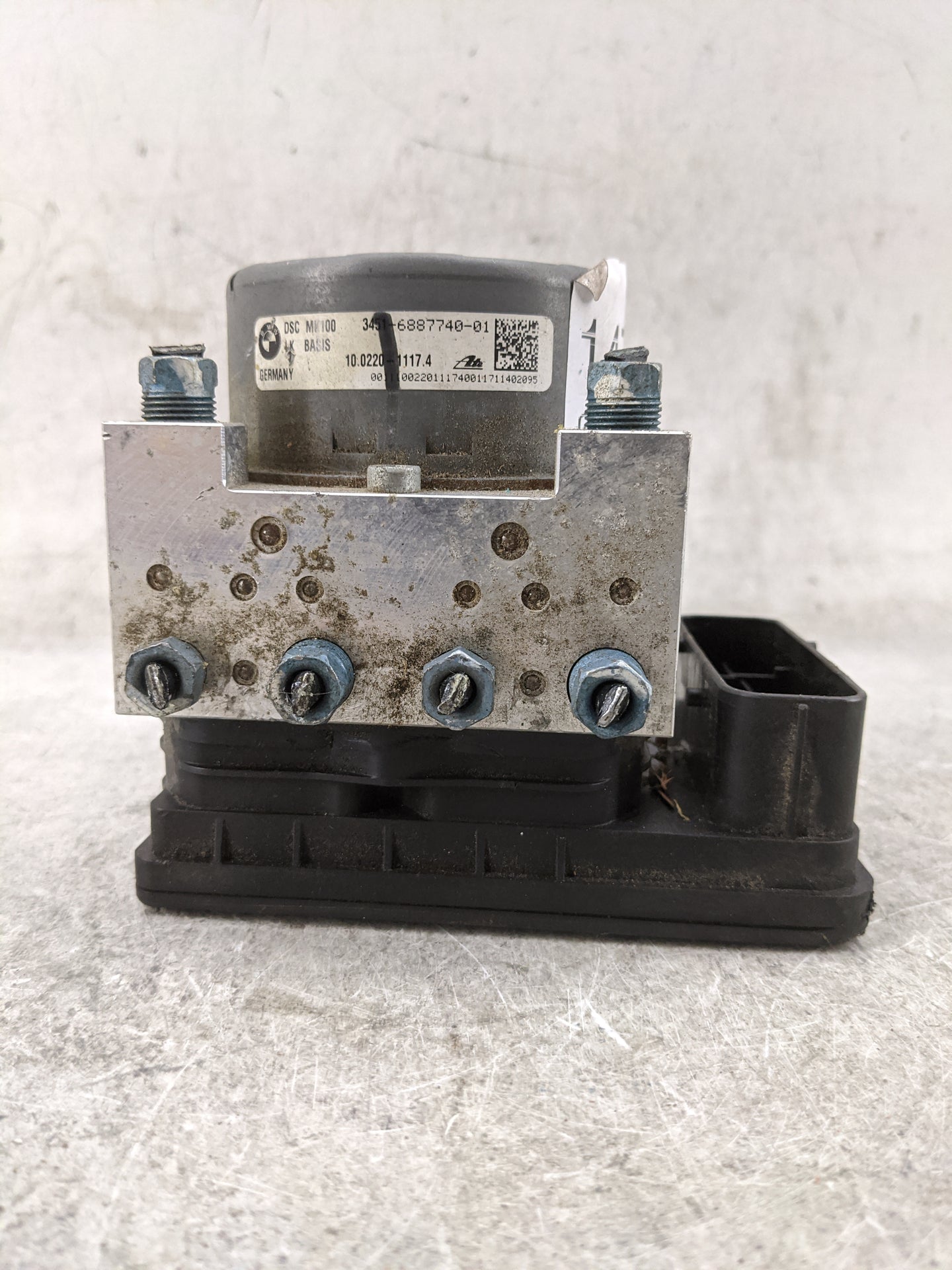 2017-2019 Bmw 330i ABS Pump Control Module Replacement P/N:34526887740-01 6887741 Fits OEM Used Auto Parts - Oemusedautopart