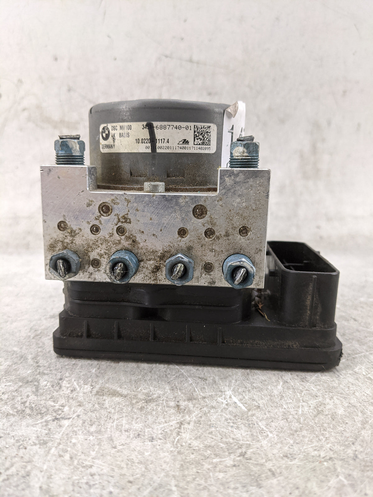 2017-2019 Bmw 330i Anti-Lock Brake ABS Pump Module Actuator OEM P/N:34526887740-01 6887741 Fits OEM Used Auto Parts - Oemuse