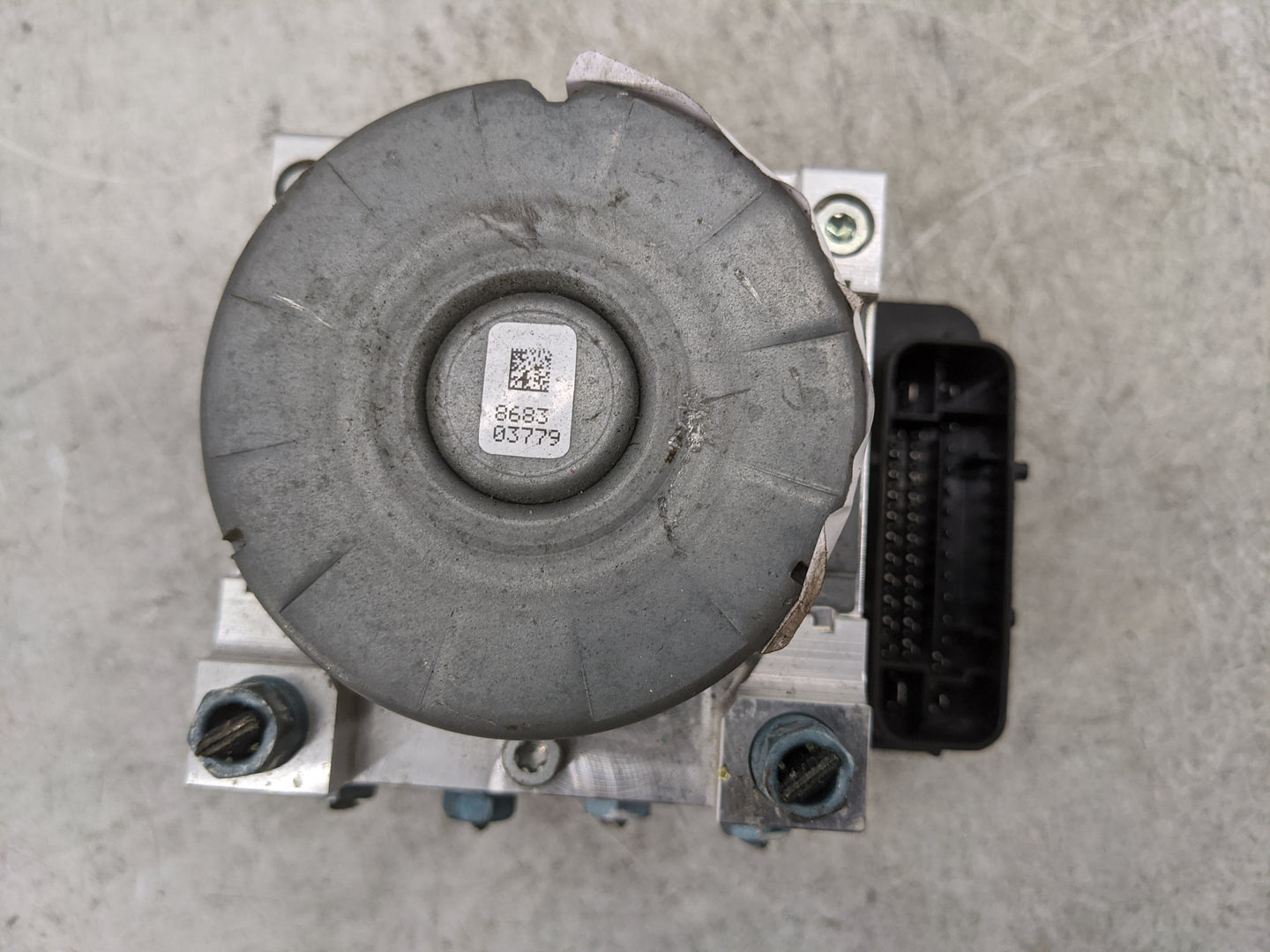 2017-2019 Bmw 330i ABS Pump Control Module Replacement P/N:34526887740-01 6887741 Fits OEM Used Auto Parts - Oemusedautopart