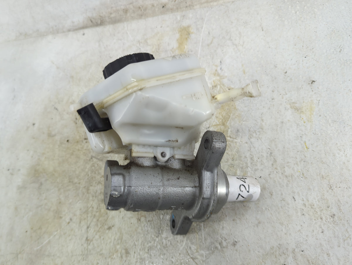 2017-2019 Bmw 330i Brake Master Cylinder - Oemusedautoparts1.com