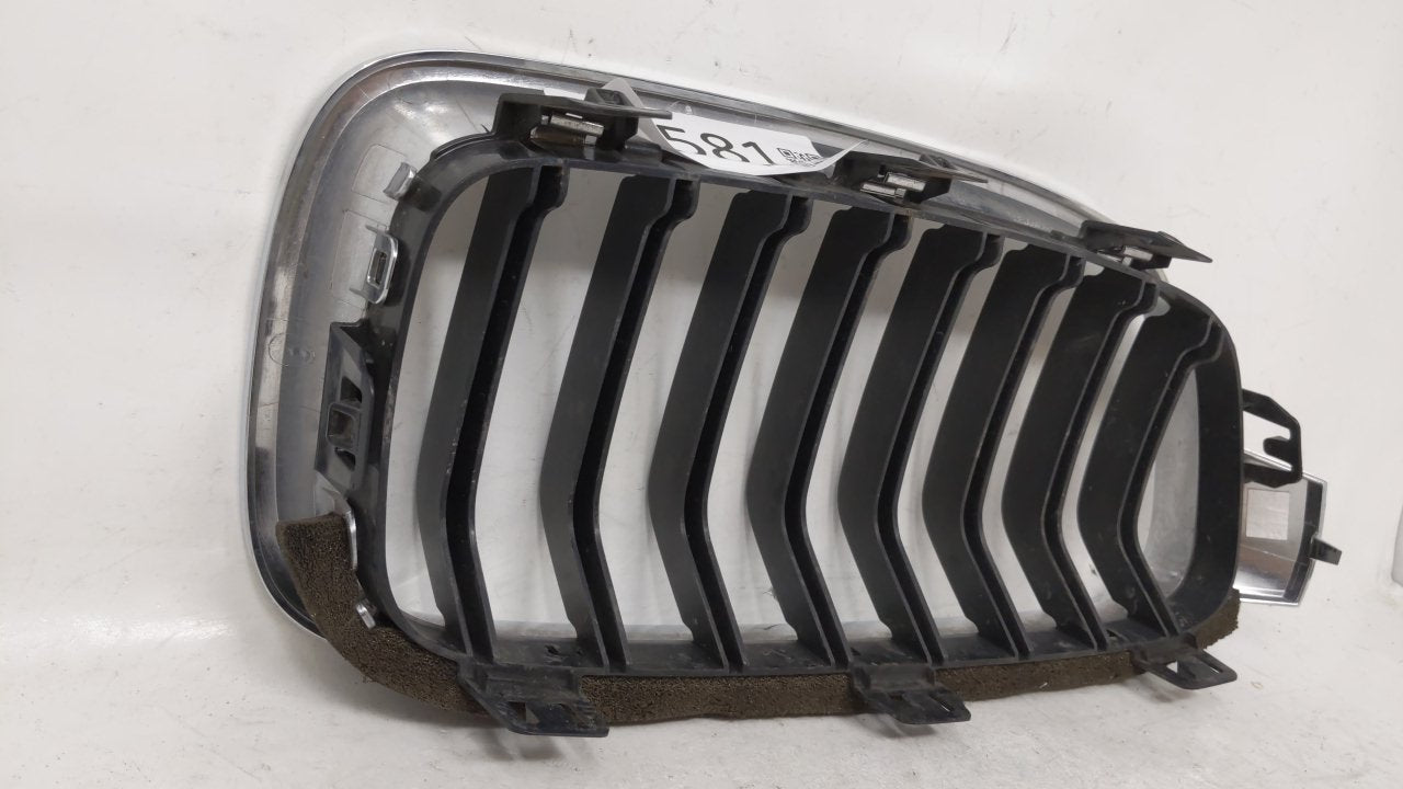2017-2017 Bmw 330i Front Grille Bumper Not Included - Oemusedautoparts1.com
