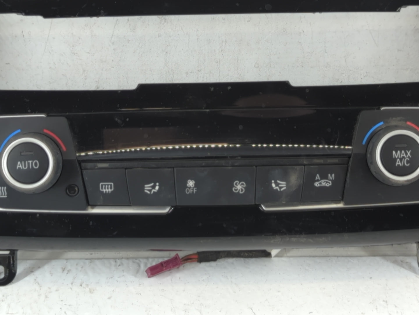 2017-2019 Bmw 330i Climate Control Module Temperature AC/Heater Replacement P/N:6411 9363546-02 Fits OEM Used Auto Parts - O