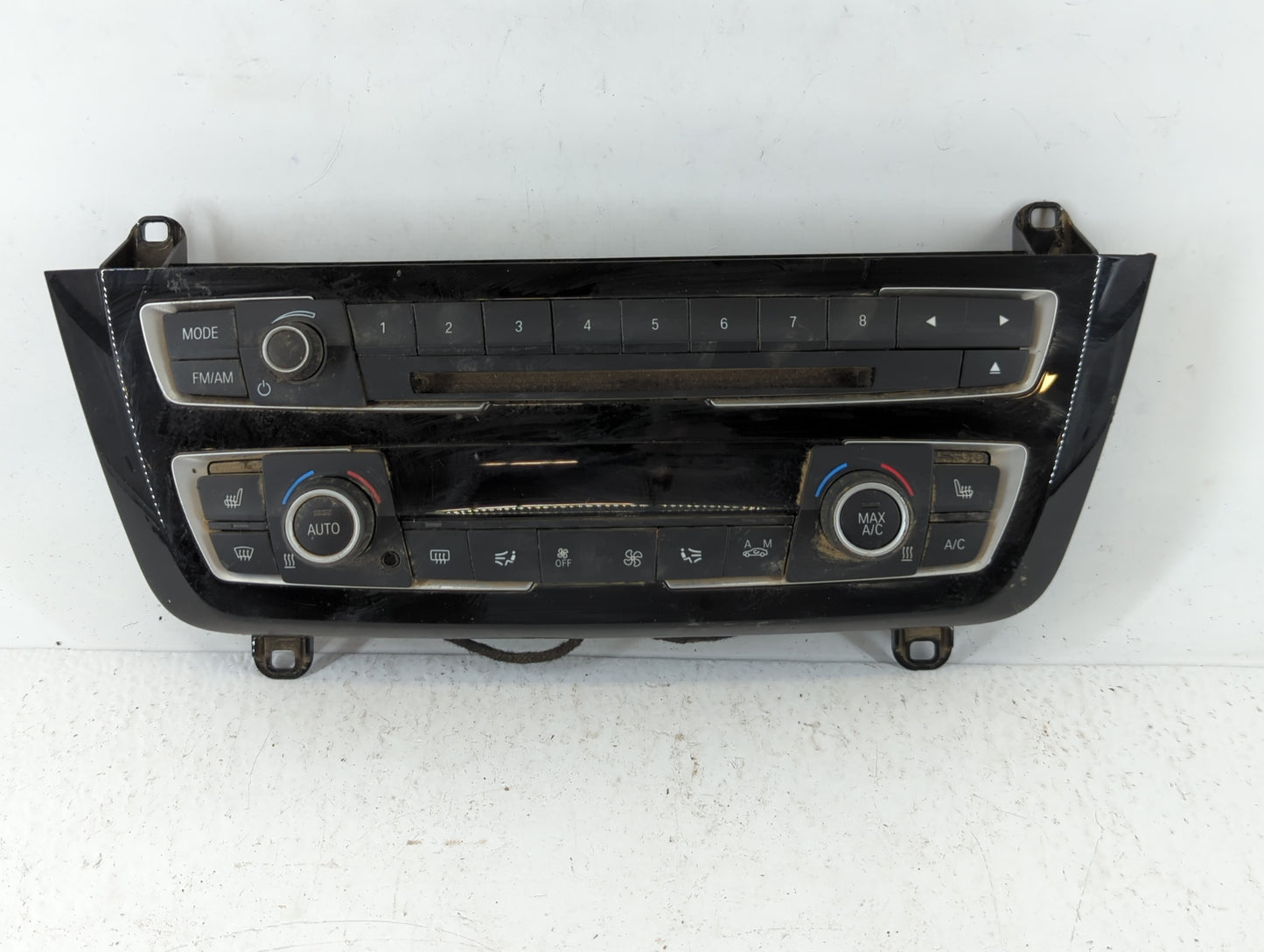 2017-2018 Bmw 340i Am Fm Cd Player Radio Receiver - Oemusedautoparts1.com