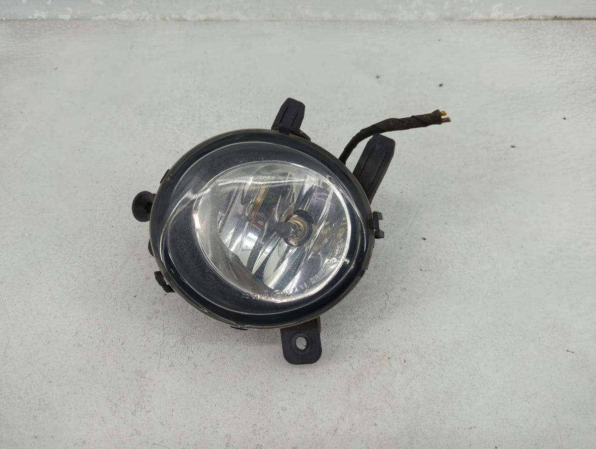 2017-2017 Bmw 430i Passenger Right Oem Fog Light Lamp Black - Oemusedautoparts1.com