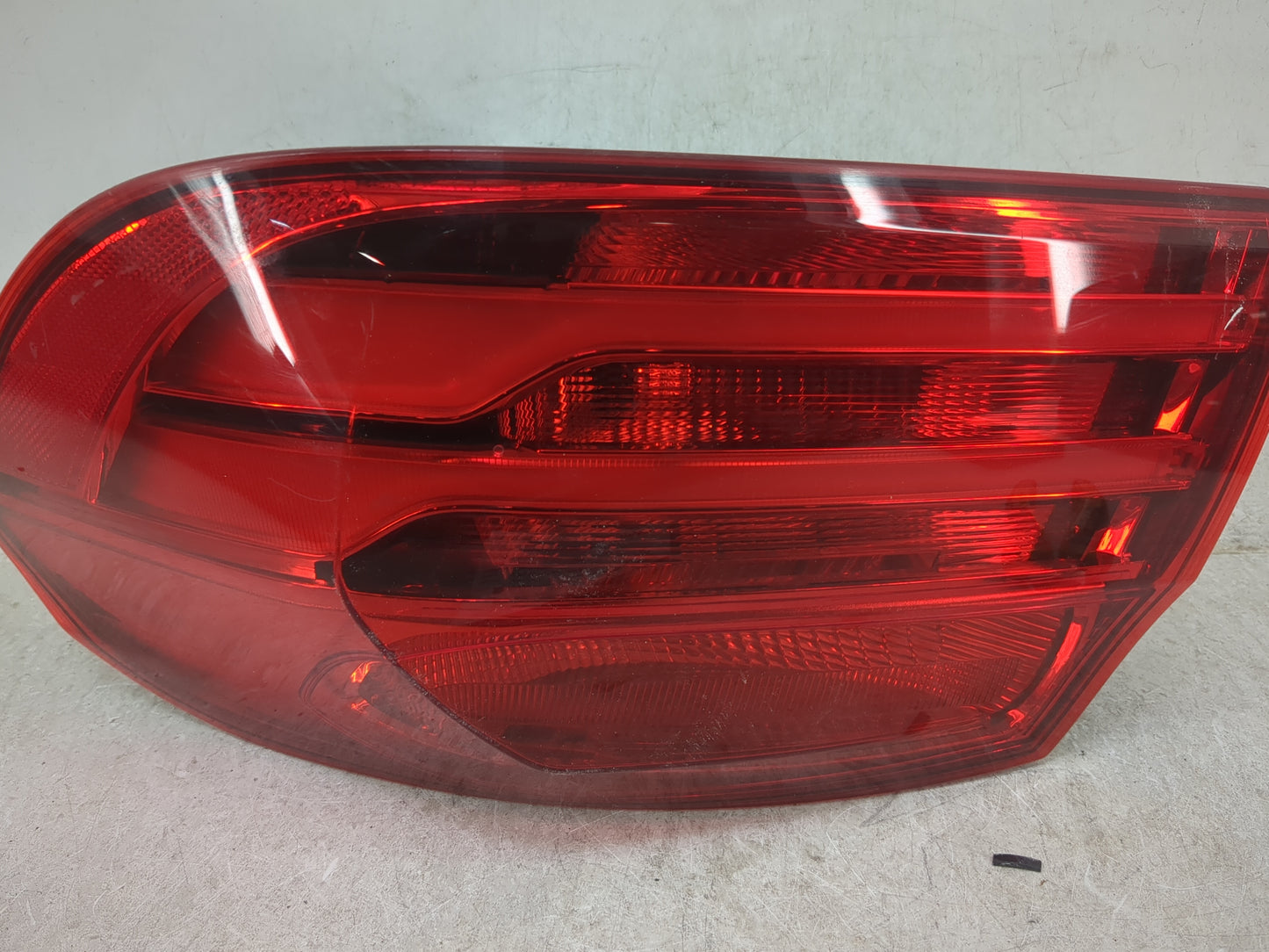 2017 Bmw 430i Tail Light Assembly Passenger Right OEM P/N:618072 618074 Fits Fits 2014 2015 2016 OEM Used Auto Parts - Oemus