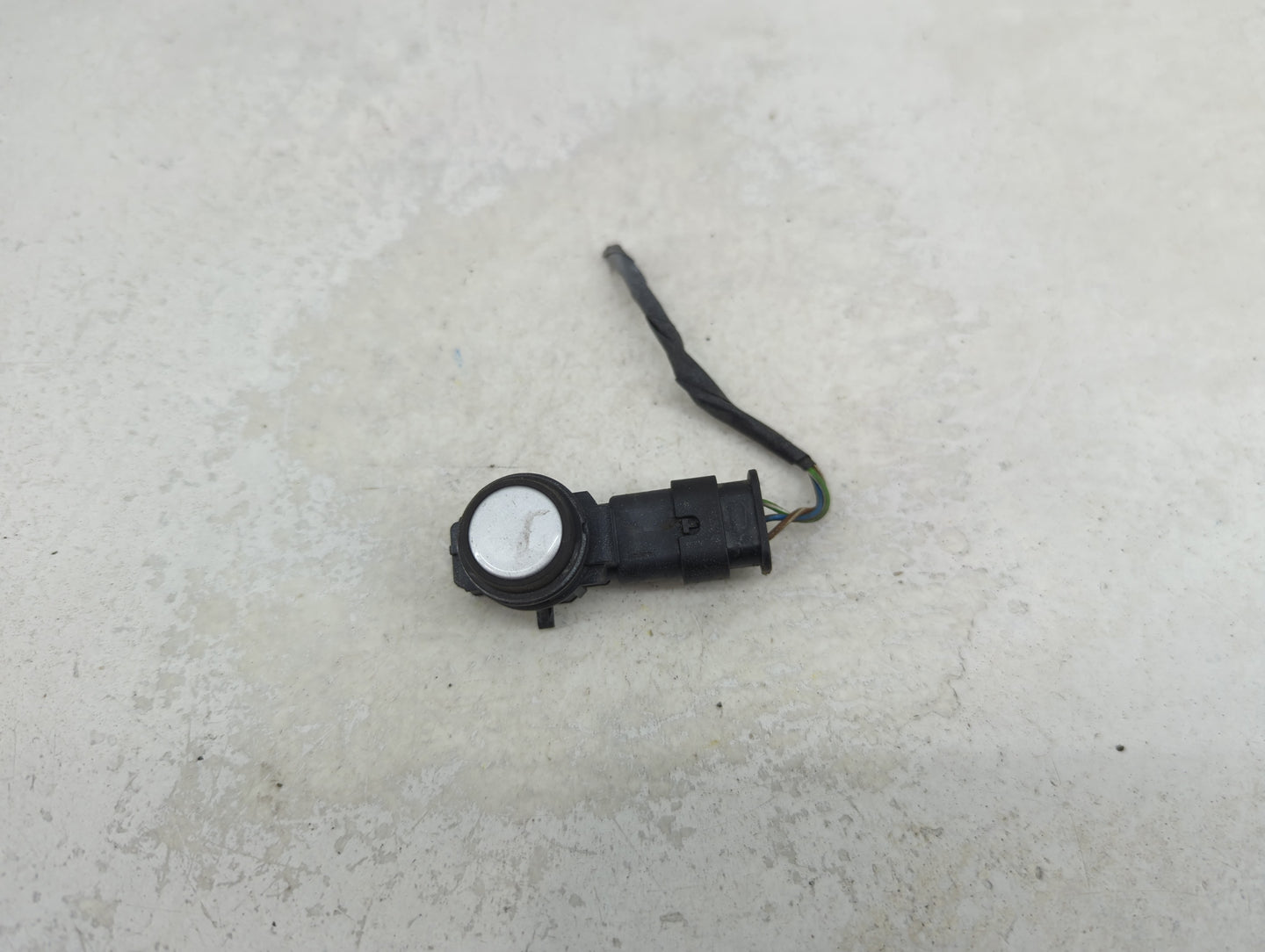 2017 Bmw 430i Front Park Assist Sensor Black 1456211 - Oemusedautoparts1.com