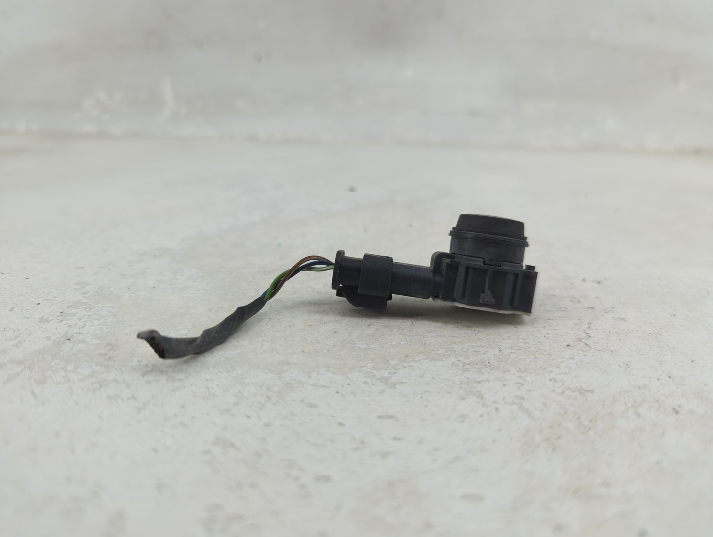 2017 Bmw 430i Front Park Assist Sensor Silver - Oemusedautoparts1.com