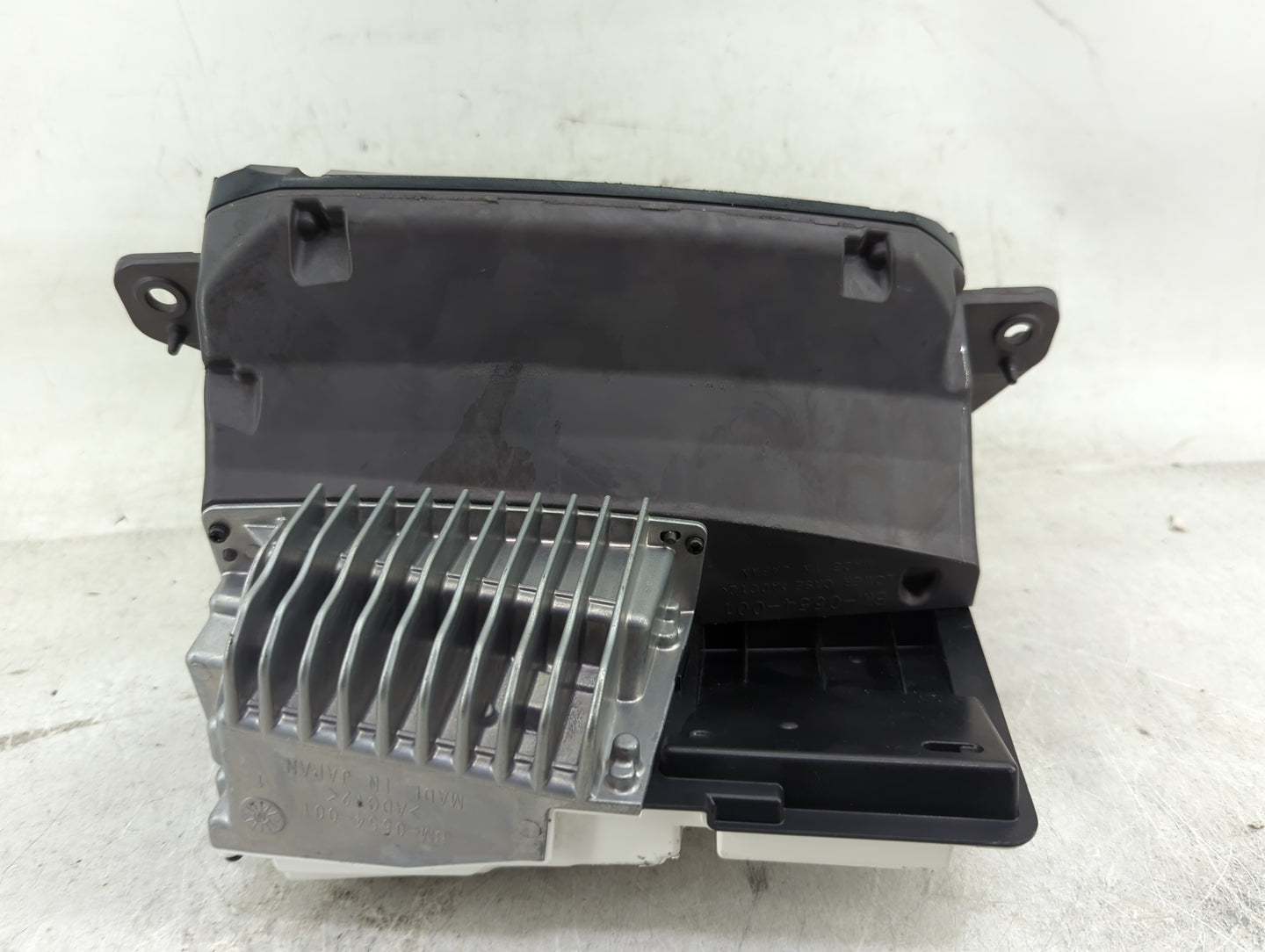 2017-2018 Bmw 540i Information Display Screen - Oemusedautoparts1.com