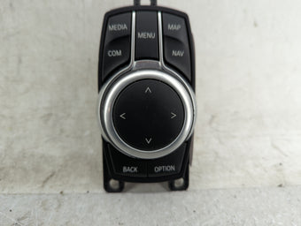 compare product 2017 Bmw 650i Radio AM FM Cd Player Receiver Replacement P/N:65829490067-01 192263 10, 90121-170/0017 Fits OEM Used Auto Parts