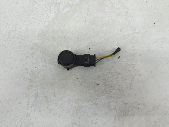 compare product 2017 Bmw 740xli Front Park Assist Sensor Black 1456560