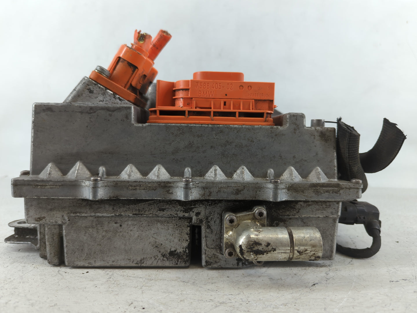 2017-2018 Bmw I3 Hybrid DC Synergy Drive Power Inverter P/N:4010184901 Fits Fits 2017 2018 OEM Used Auto Parts - Oemusedauto