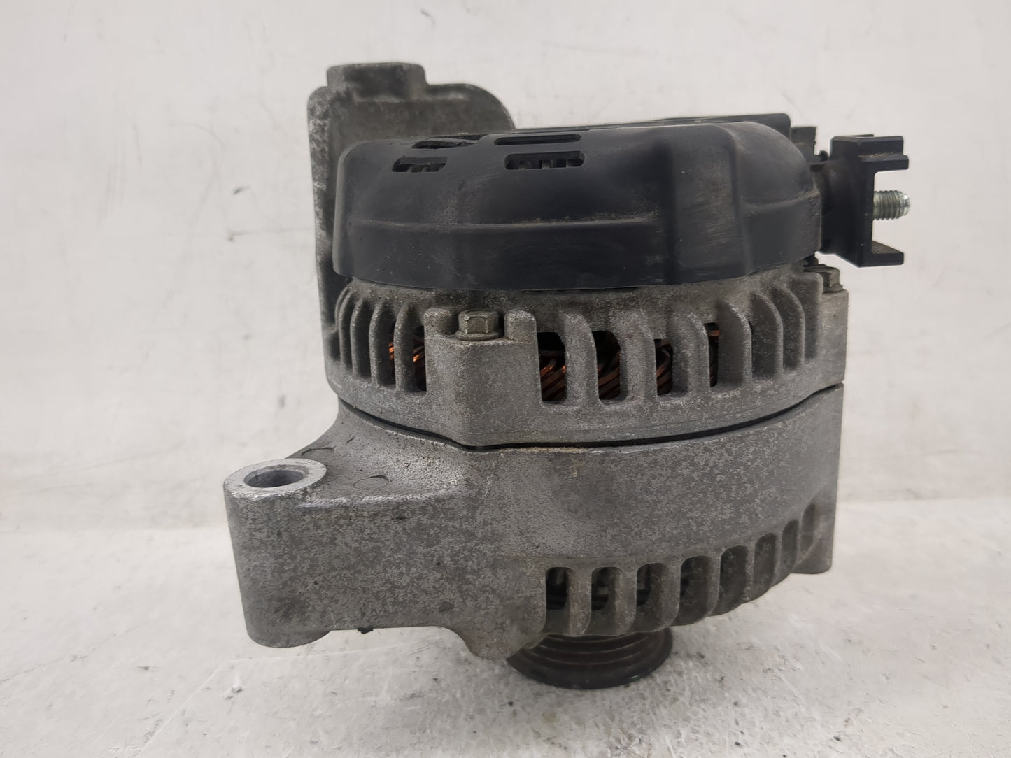 2016-2019 Bmw X1 Alternator Replacement Generator Charging Assembly Engine OEM P/N:7640131-03 104211-8181 Fits OEM Used Auto
