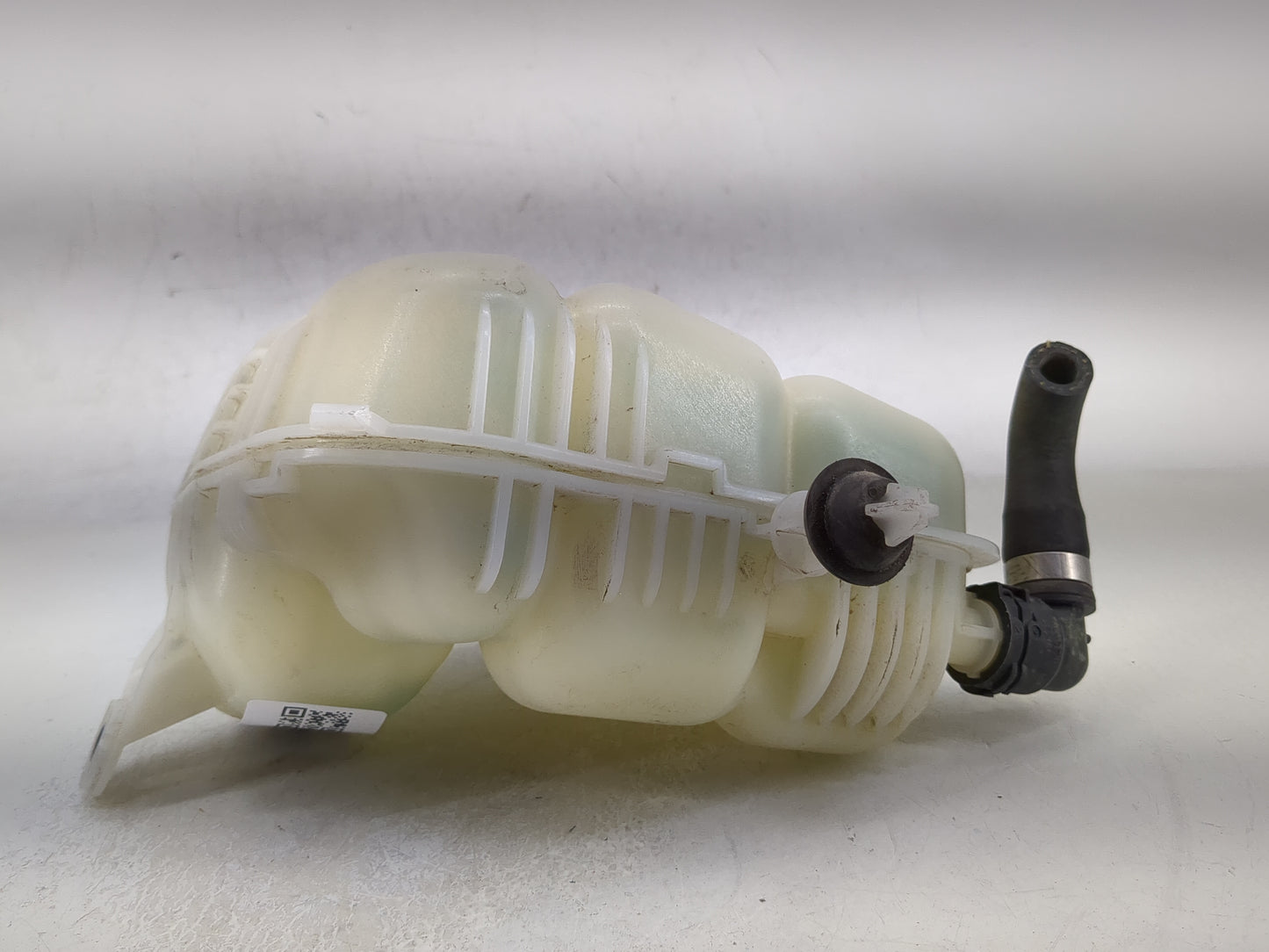 2016-2019 Bmw X1 Windshield Washer Fluid Reservoir Bottle Oem - Oemusedautoparts1.com