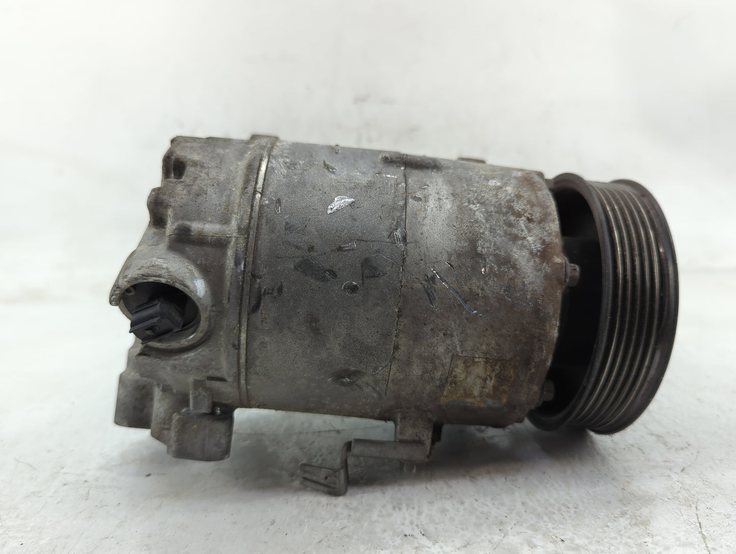 2016-2019 Bmw X1 Air Conditioning A/c Ac Compressor Oem - Oemusedautoparts1.com