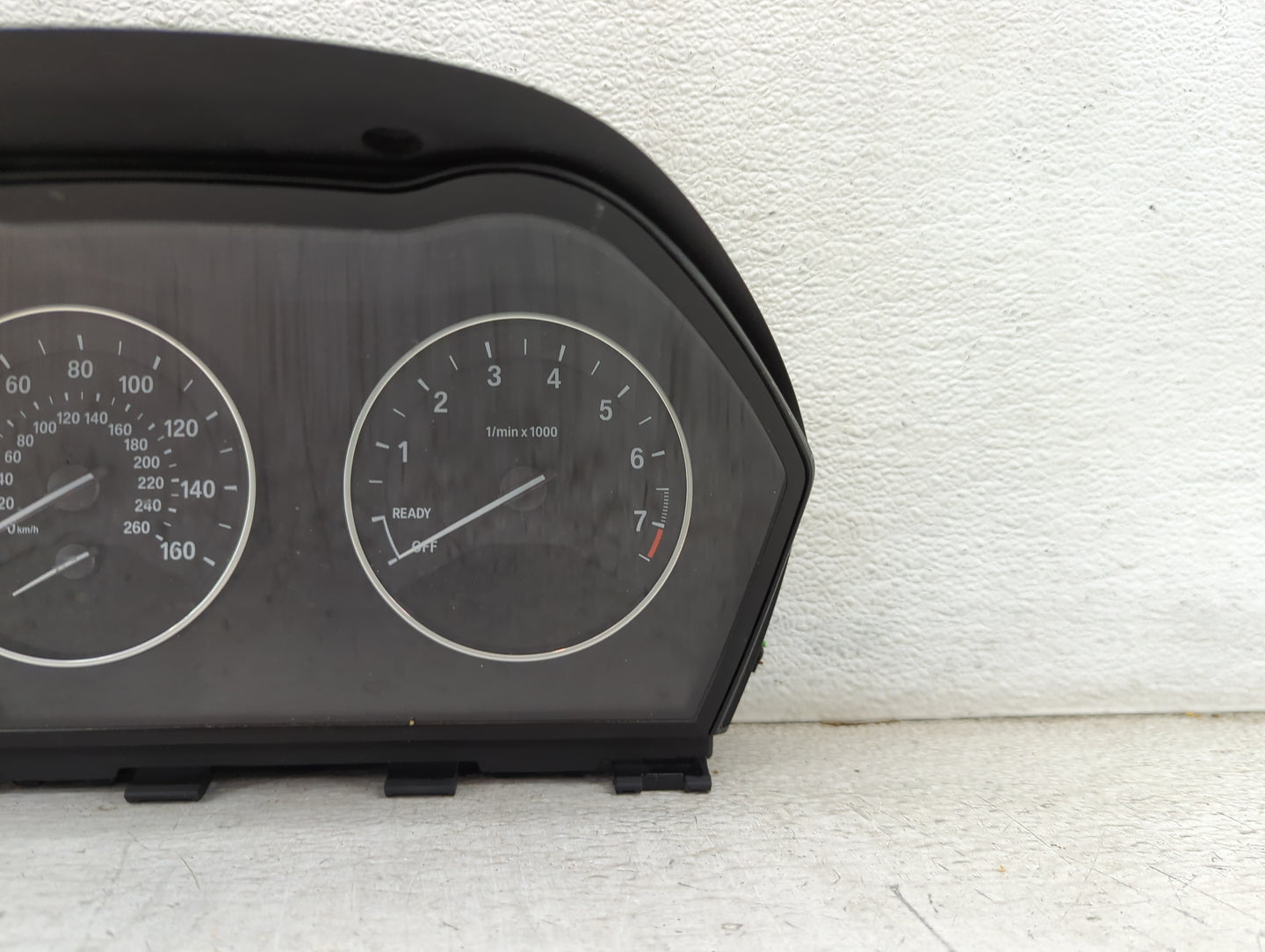 2016-2017 Bmw X1 Instrument Cluster Speedometer Gauges P/N:9295446 6834487-02, 1K6834487O2G Miles:70K Fits Fits 2015 2016 20